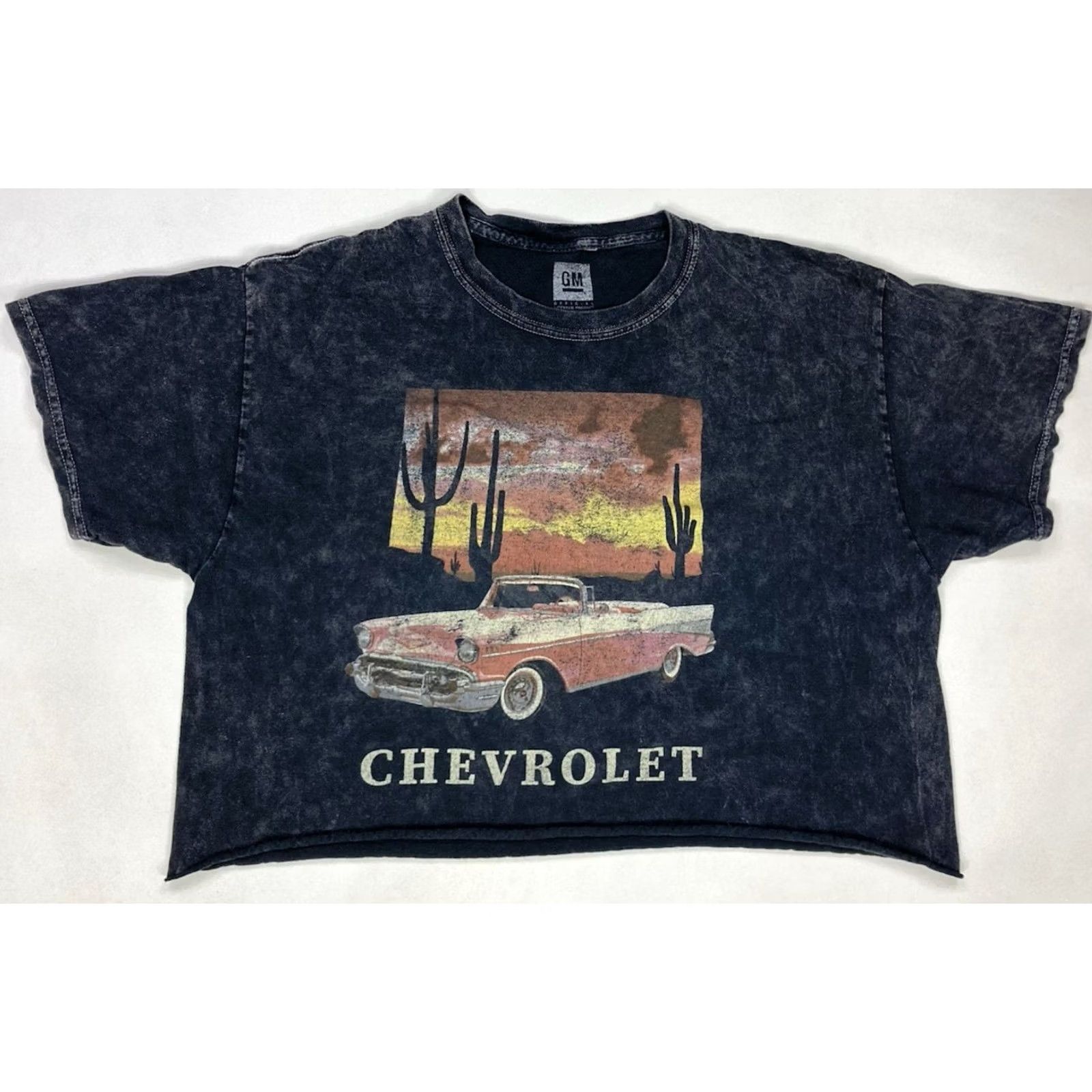 Vintage GM Chevrolet Crop Graphic T-shirt Women L Black Short Sleeve Crew Neck Pullover Casual Retro Cars Size L / US 10 / IT 46 - 2 Thumbnail