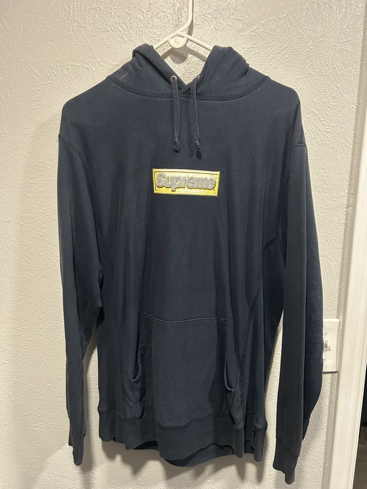 Supreme Supreme Bling Box Logo 2013 Size US XL / EU 56 / 4 - 1 Thumbnail