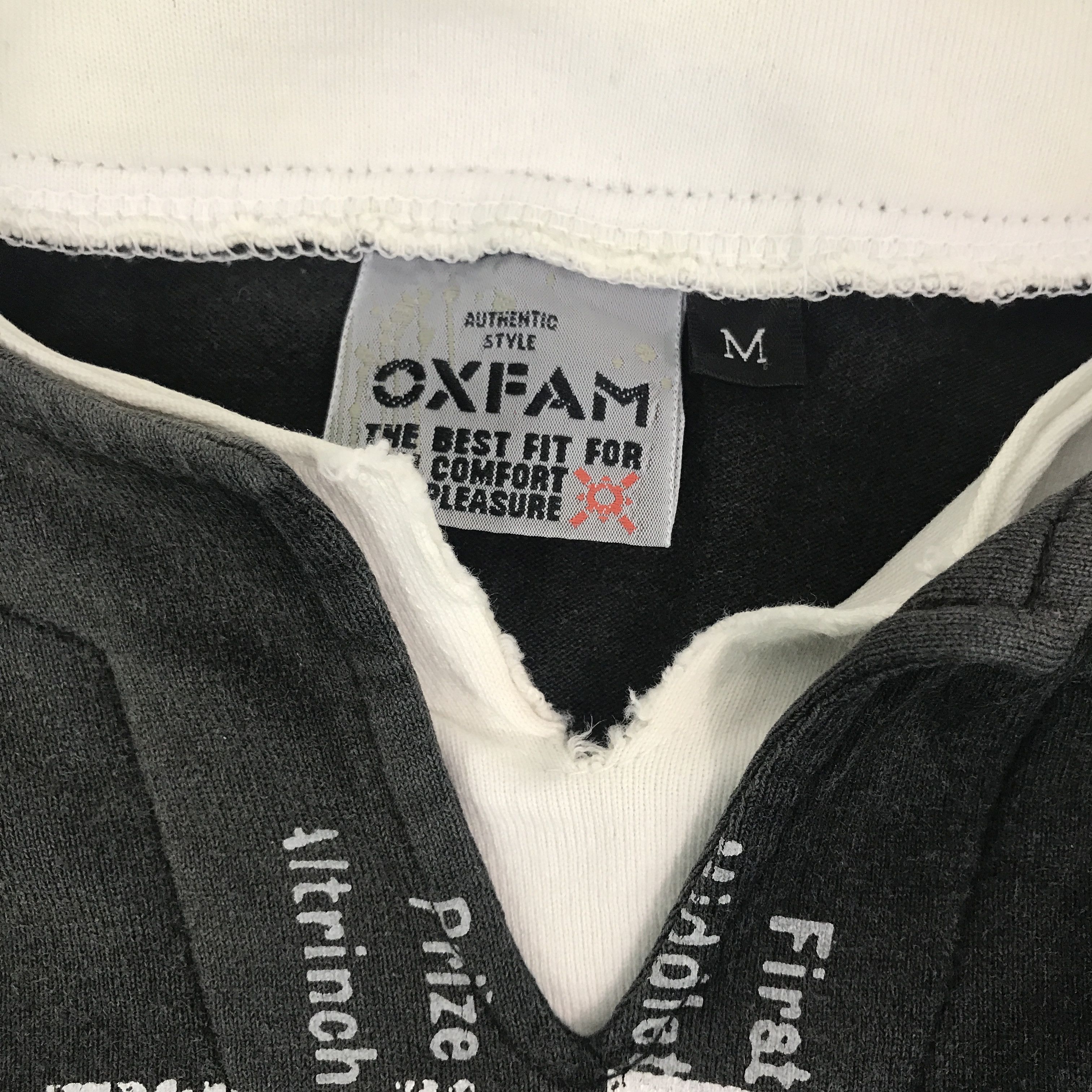 Japanese Brand Rare Oxfam japan fashion style Long Sleeve T-Shirt Size US M / EU 48-50 / 2 - 9 Thumbnail