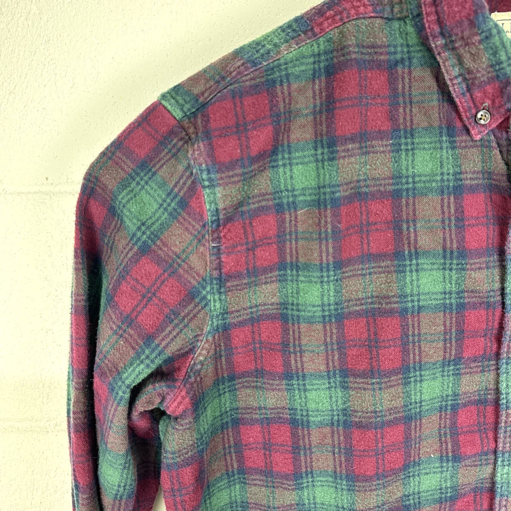 Vintage LL Bean Men's Plaid Flannel Shirt Large Green Red Button-Up Long Sleeve Shirt Size US L / EU 52-54 / 3 - 4 Thumbnail