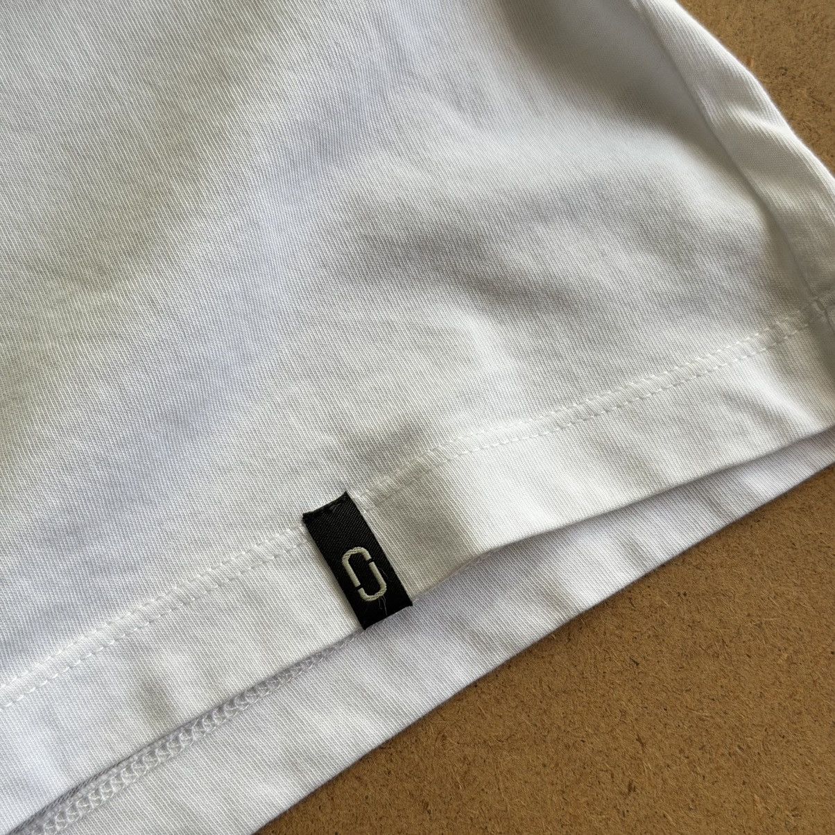 Marc Jacobs Marc Jacobs Upside Down Logo White Tee Size US XL / EU 56 / 4 - 7 Thumbnail