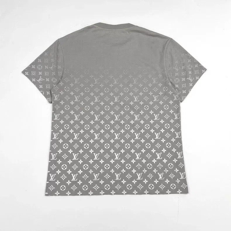 Louis Vuitton Louis Vuitton Gradient presbyopic dark grain full print gr Size US S / EU 44-46 / 1 - 2 Thumbnail