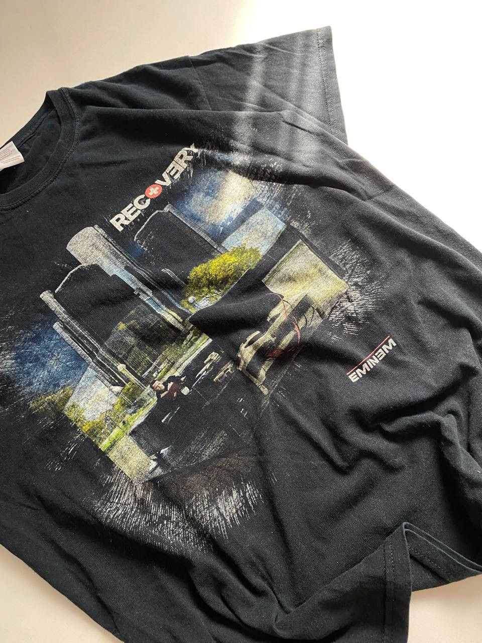 Eminem × Vintage Vintage eminem recovery tour 2010 album tee Size US M / EU 48-50 / 2 - 3 Thumbnail