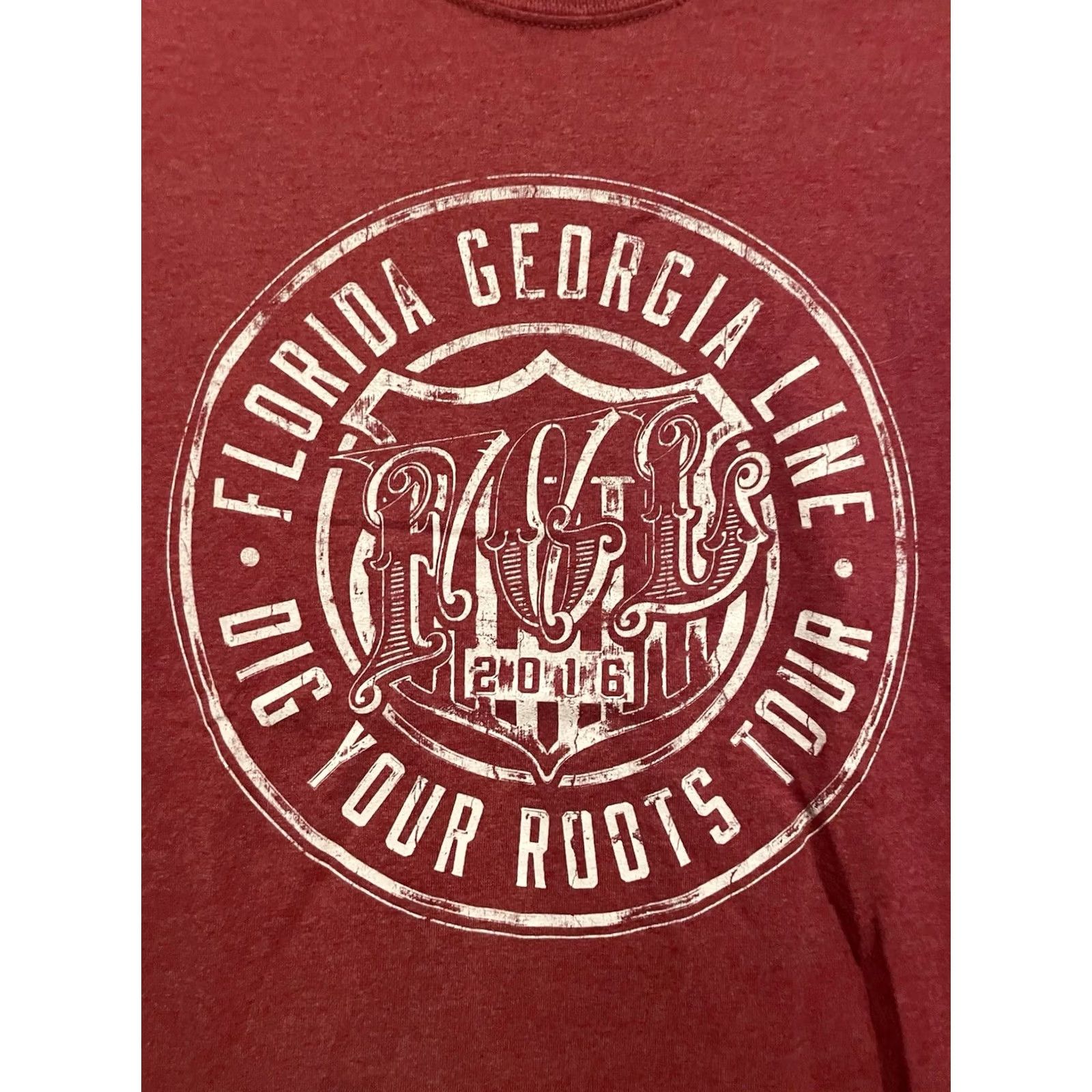 Gildan VINTAGE Florida Georgia Line Dig Your Roots Concert Tour 2016 T-shirt Mens L Red Band Logo Shirt Mens L Red Concert 2016 Size US L / EU 52-54 / 3 - 2 Thumbnail