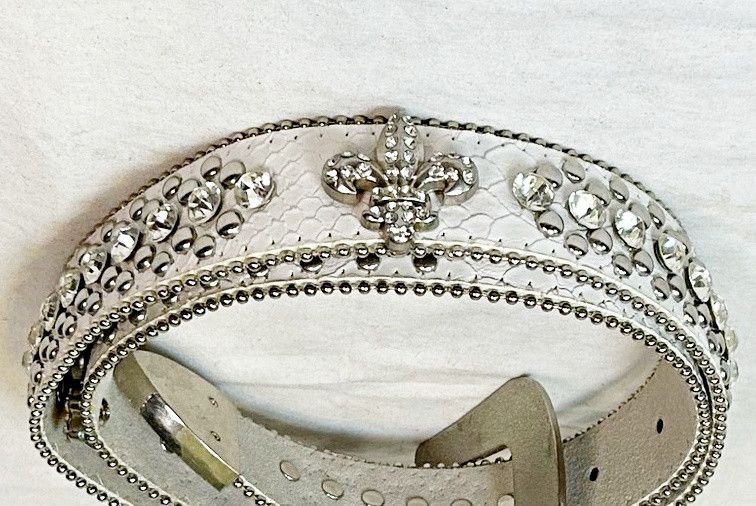 Other White Leather Snakeskin Rhinestone Fleur de Lis Western Belt Size ONE SIZE - 4 Thumbnail