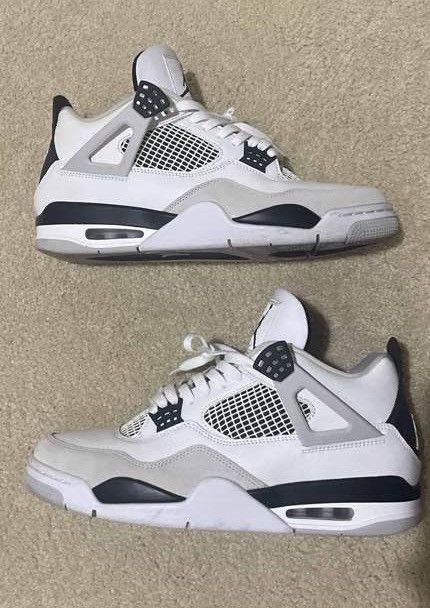 Jordan Brand × Nike Jordan 4 Military Black Size US 11 / EU 44 - 1 Thumbnail