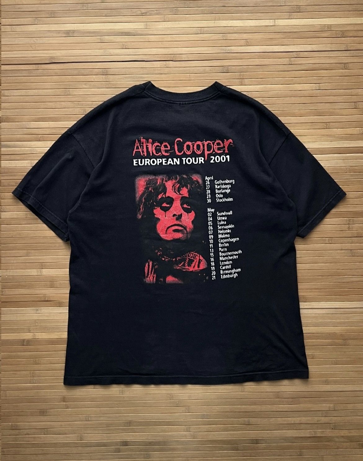 Vintage 2001 Alice Cooper Tour Tee Size US XL / EU 56 / 4 - 2 Thumbnail
