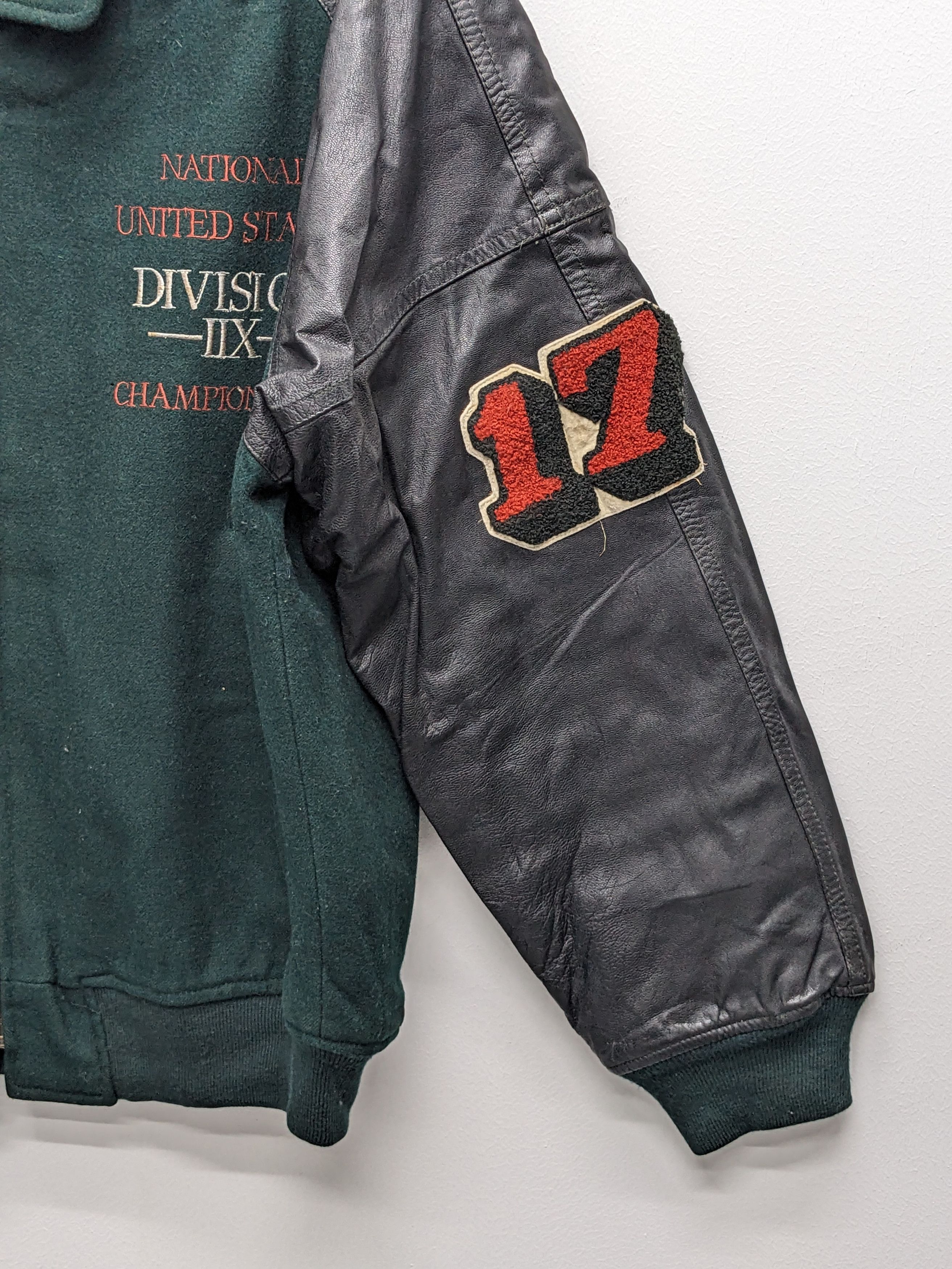 Other VINTAGE BUDGET CLUB BASEBALL TEAM ALLIGATORHAIT NEYRIES Size US L / EU 52-54 / 3 - 6 Thumbnail