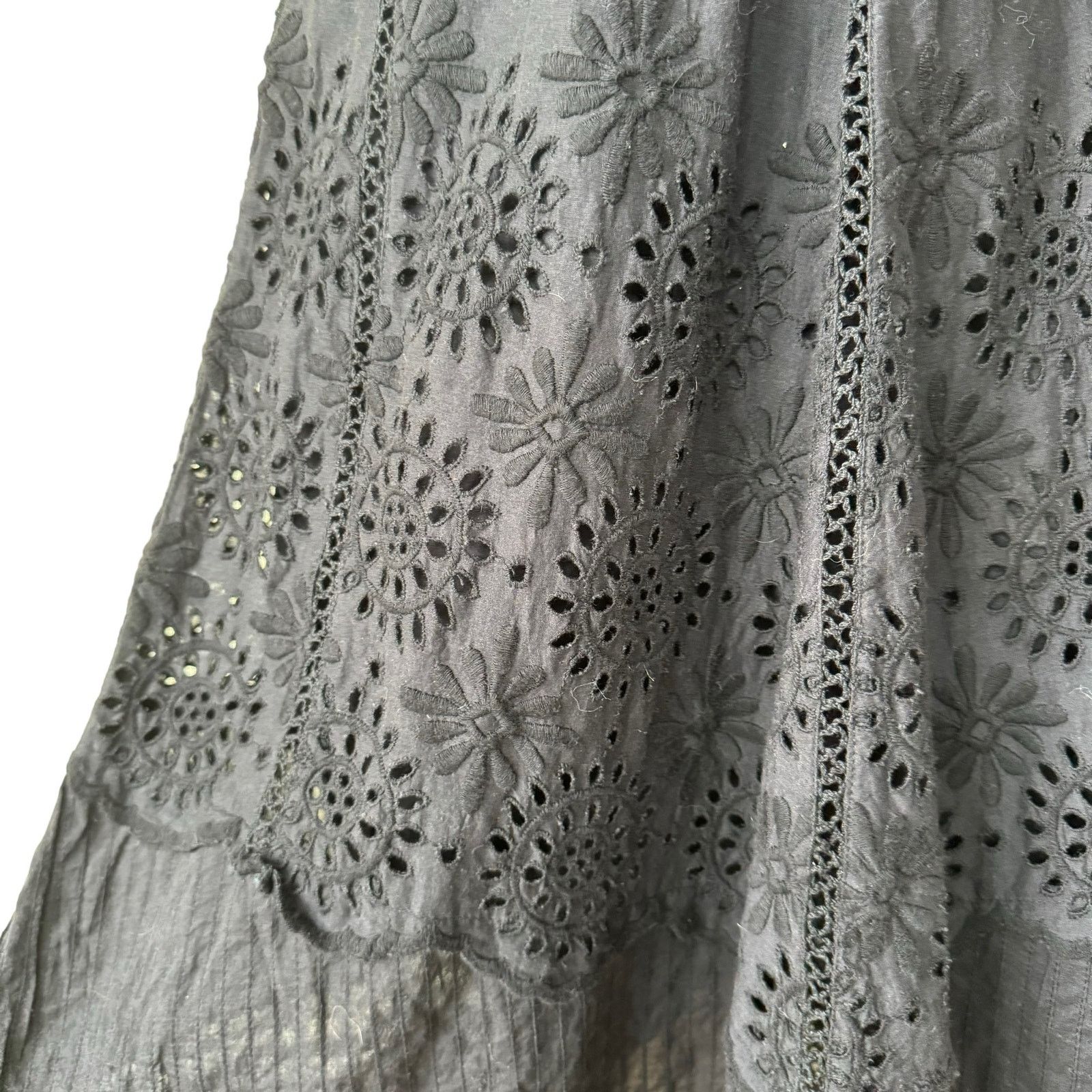 LoveShackFancy LOVESHACKFANCY Edith Crochet Lace Victorian Midi Dress Size S / US 4 / IT 40 - 5 Thumbnail