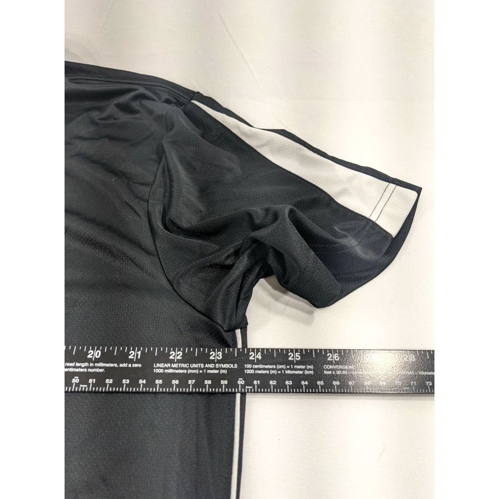 Nike VINTAGE Nike Black And White Res Polo Shirt XL Mens Grey Tag Size US XL / EU 56 / 4 - 6 Thumbnail