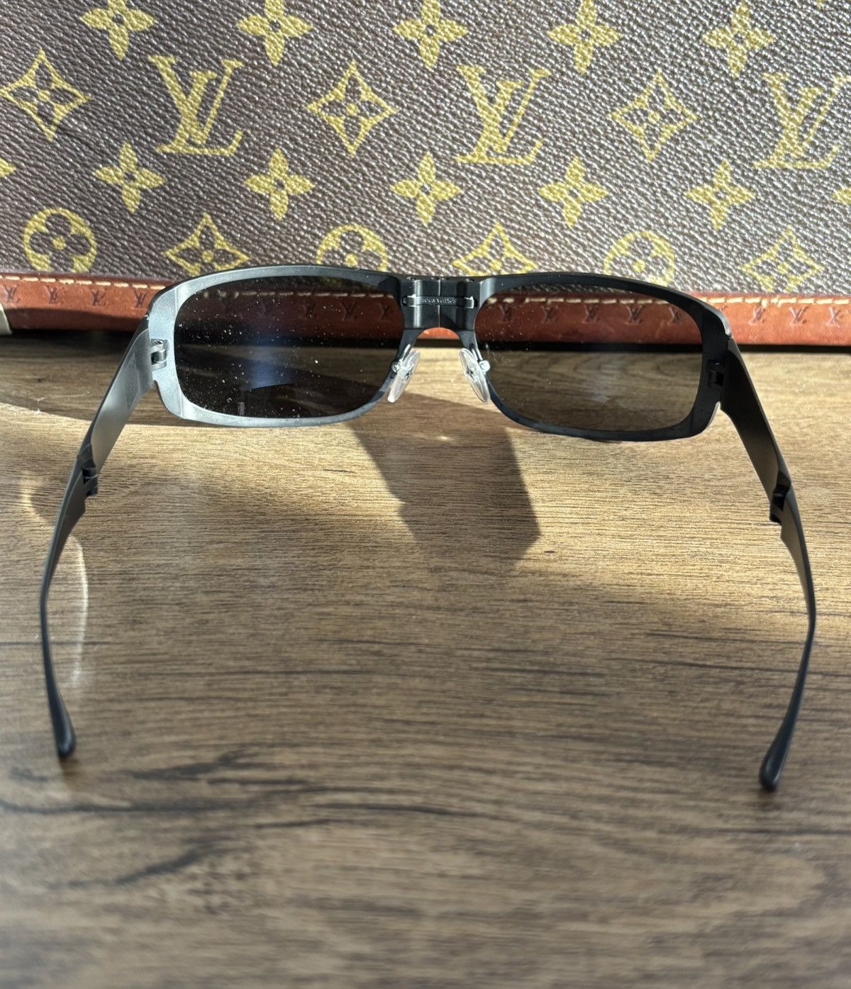 Louis Vuitton Louis Vuitton Evasion Sunglasses Size ONE SIZE - 5 Thumbnail