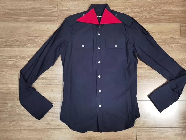 Raf Simons Raf simons Ralph Simon red-necked silhouette men's shirt Size US S / EU 44-46 / 1 - 1 Thumbnail