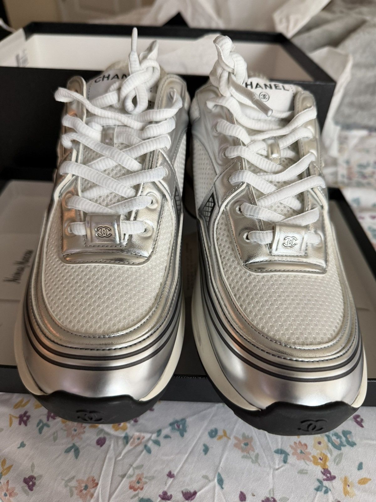 Chanel Chanel runners Size US 8 / IT 38 - 4 Thumbnail