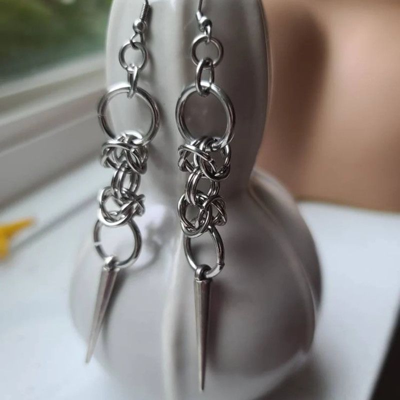 Jewelry Gothic Chainmail Punk Spike Earrings Size ONE SIZE - 1 Thumbnail