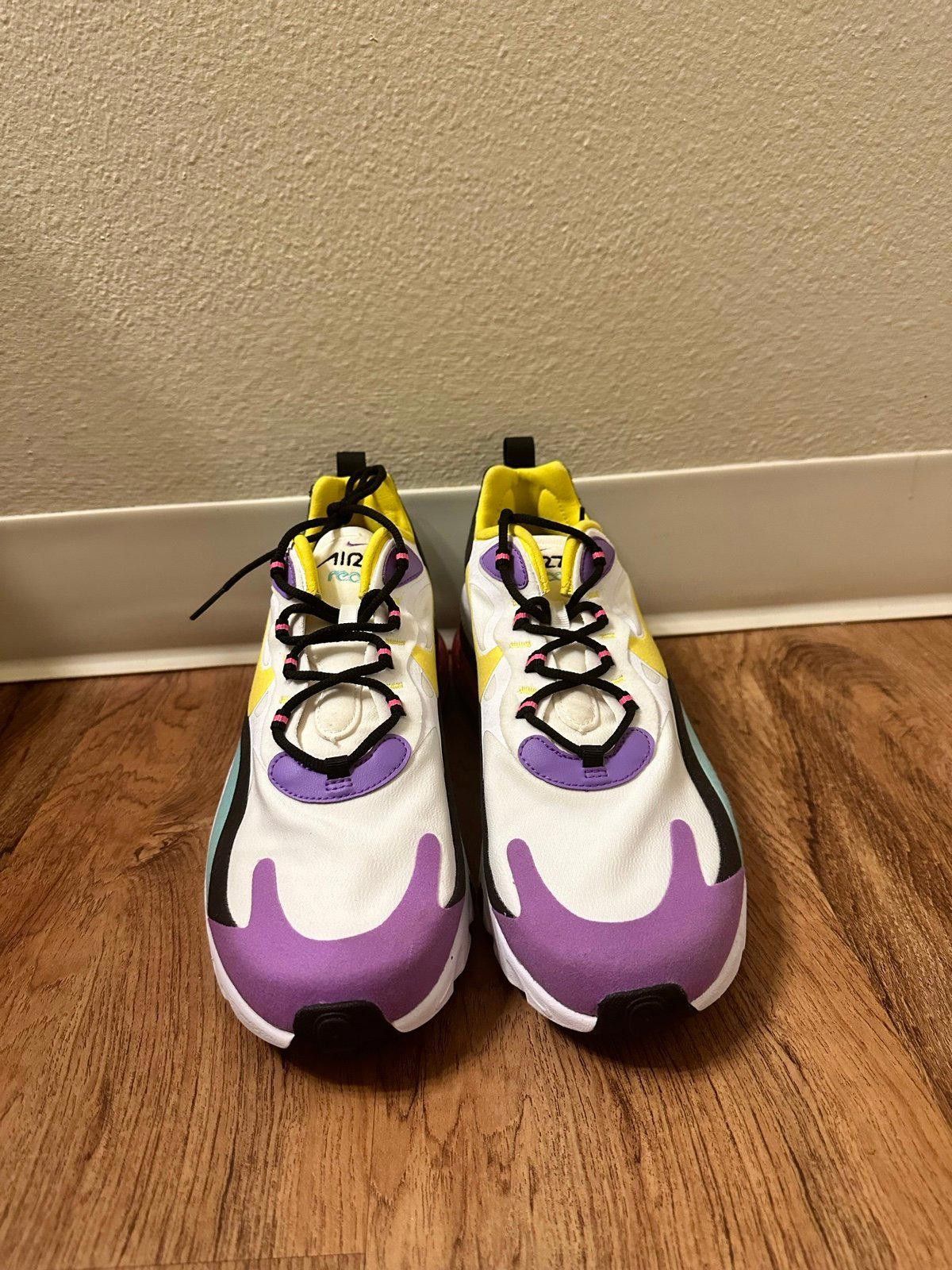 Nike Nike Air Max 270 React Geometric Art Size US 10.5 / EU 43-44 - 4 Thumbnail