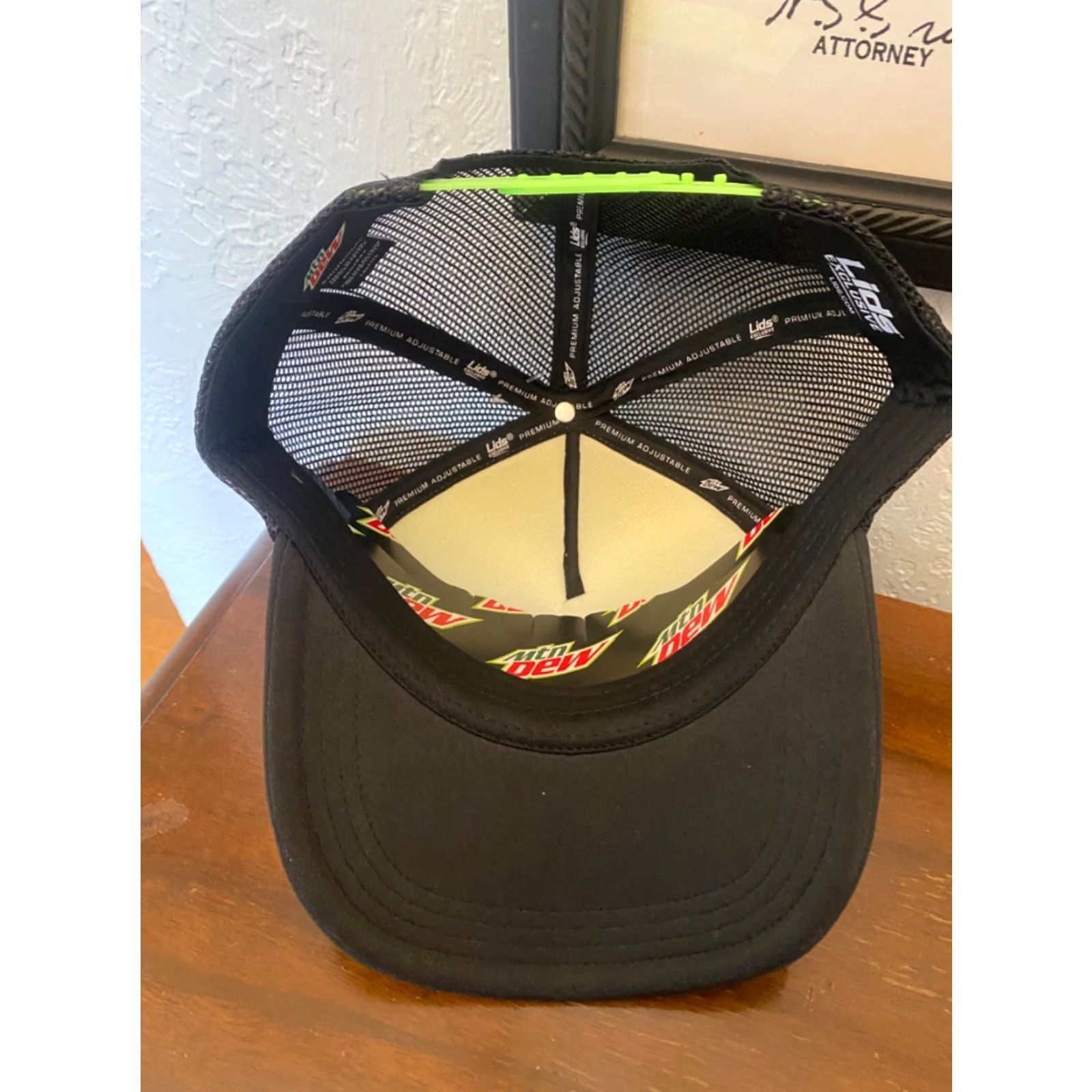Lids VINTAGE Mountain Dew Do the Dew Adjustable Trucker Hat Cap New Size ONE SIZE - 4 Thumbnail