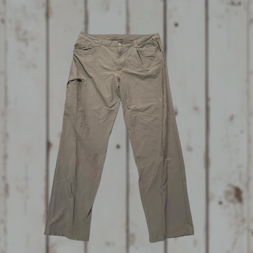 Patagonia Patagonia Quandary Pants Mens 38x32 Forge Grey Hiking Outdoor 55181 SP17 Cargo Pocket Size US 34 / EU 50 - 1 Thumbnail
