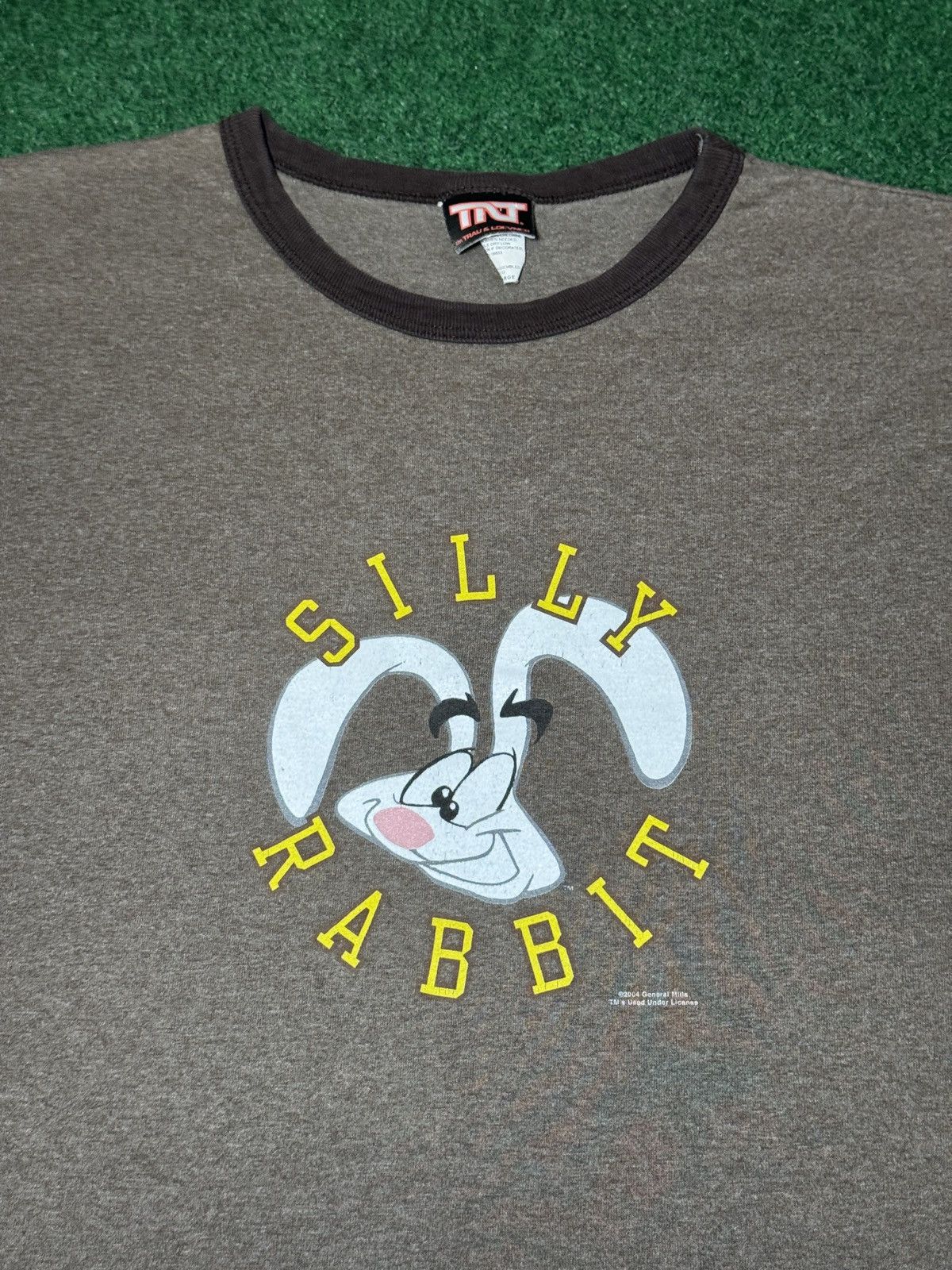 Vintage Vintage Y2K Trix Cereal General Mills Silly Rabbit T Shirt Size US XL / EU 56 / 4 - 2 Thumbnail