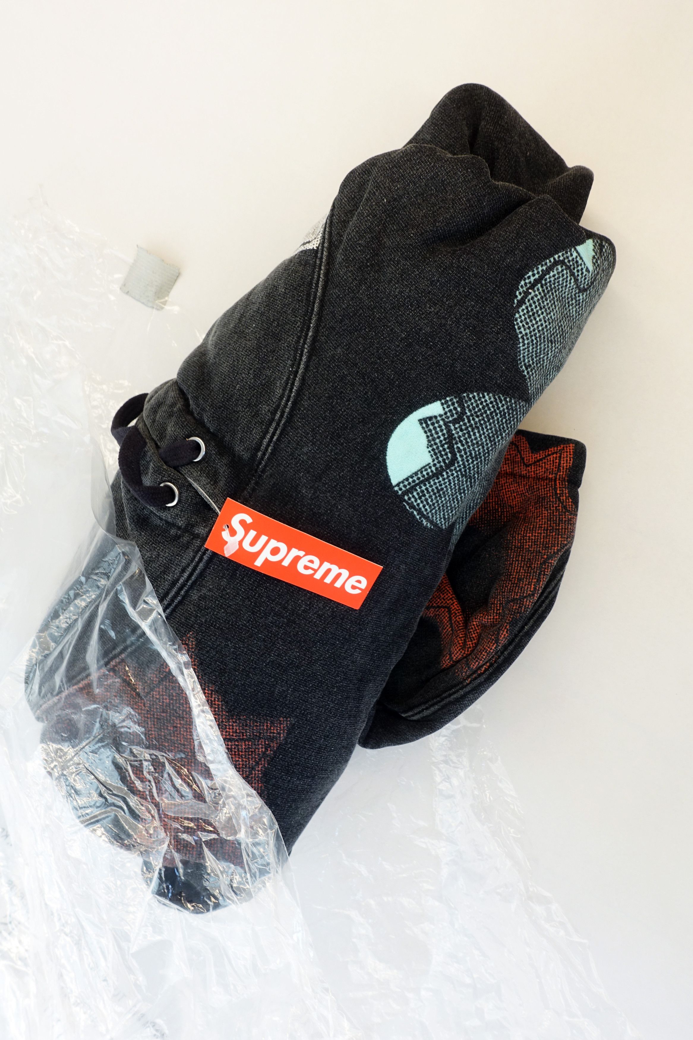 Supreme Supreme Nate Lowman Hooded Sweatshirt - Size M Size US M / EU 48-50 / 2 - 4 Thumbnail