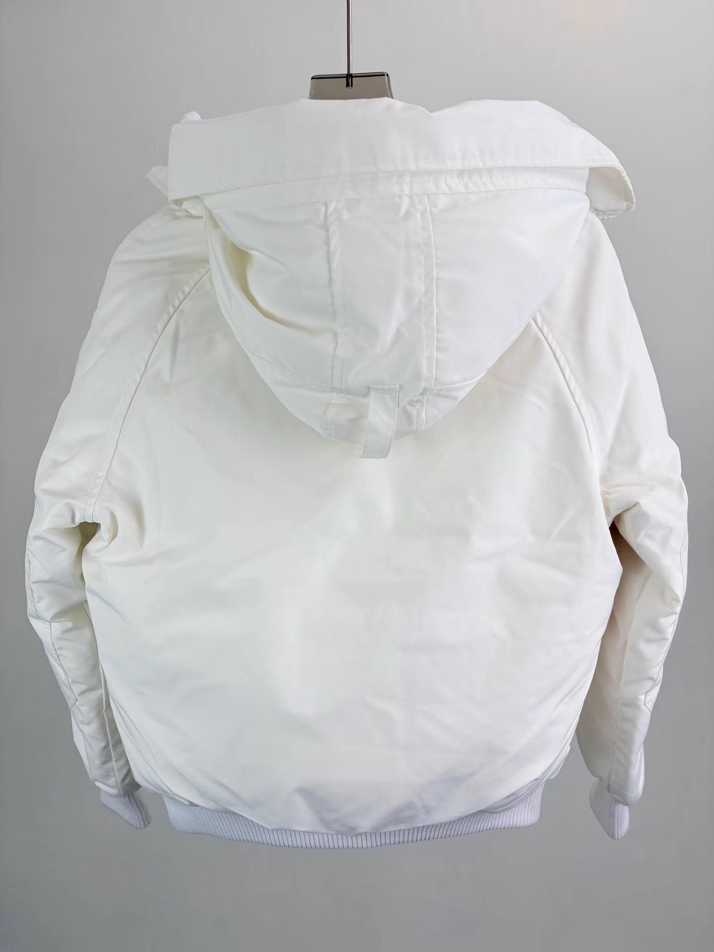 Canada Goose CANADA GOOSE White Label CHILLIWACK Bomber Down Jacket Size US S / EU 44-46 / 1 - 2 Thumbnail