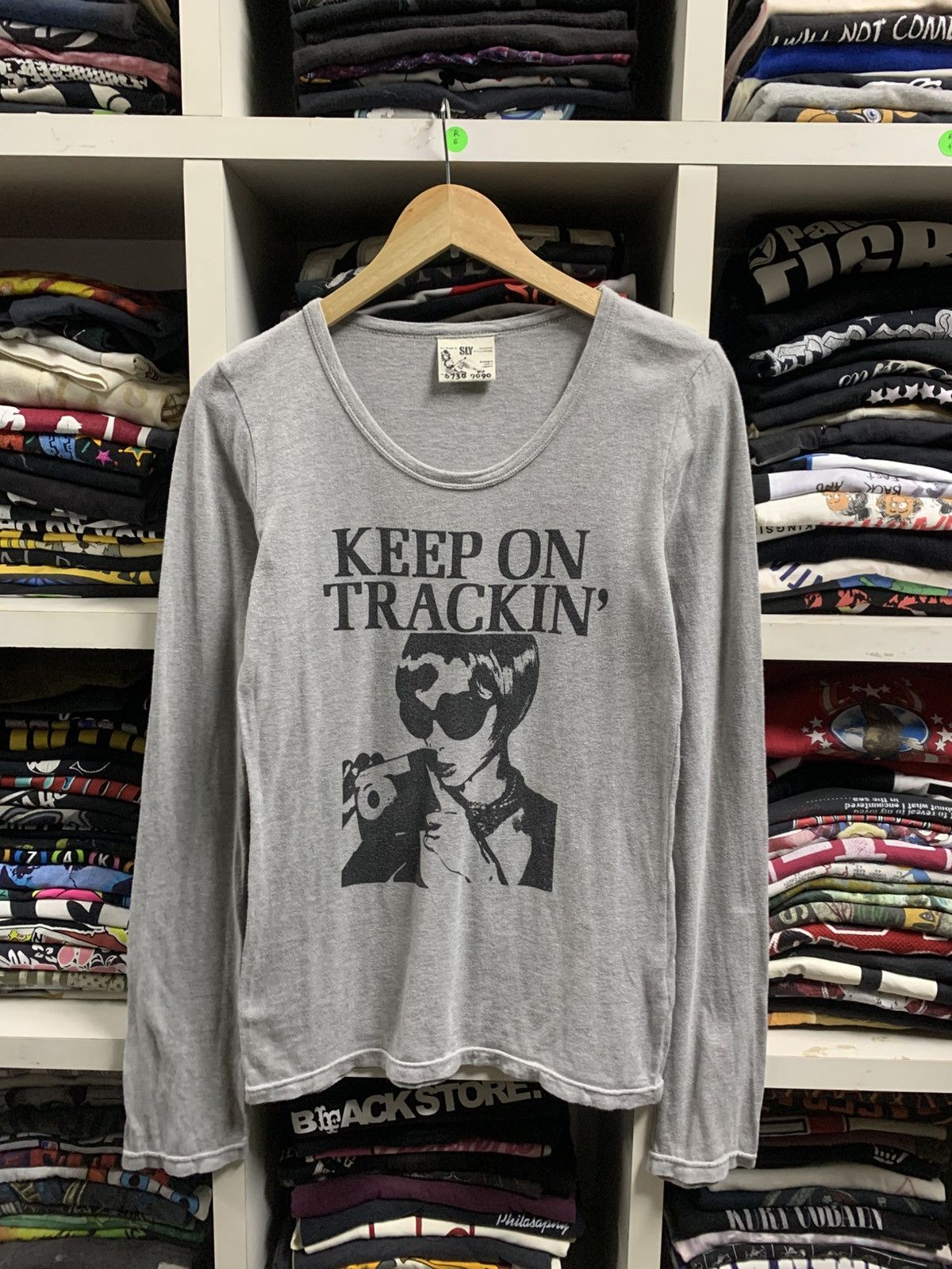Japanese Brand × Sly Guild SLY “Keep on Trackin” Shirt Size S / US 4 / IT 40 - 2 Thumbnail