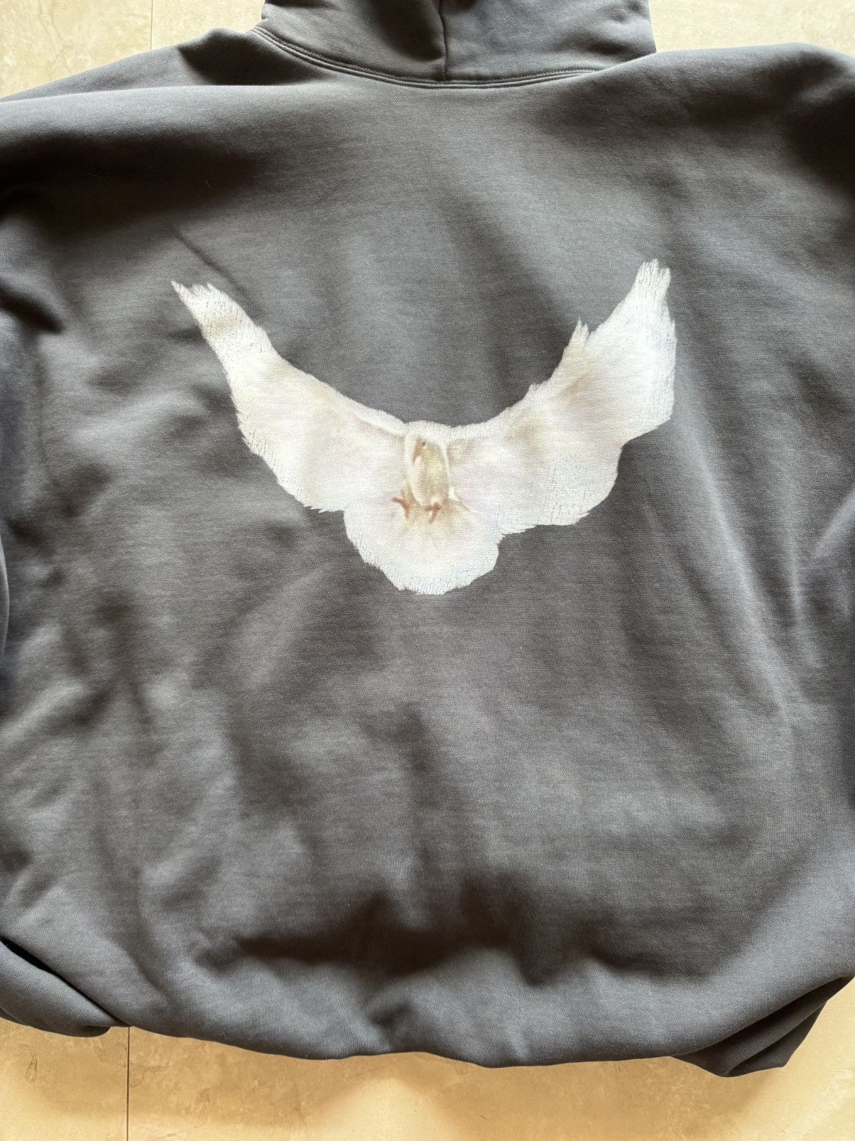 Balenciaga × Gap 2022 Yeezy Gap Engineered by Balenciaga Dove Hoodie Size US L / EU 52-54 / 3 - 9 Thumbnail