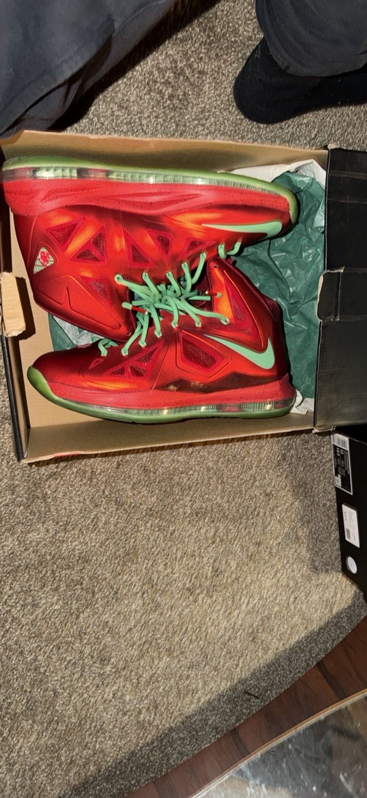 Nike Lebron 10 xmas Size US 11 / EU 44 - 3 Thumbnail