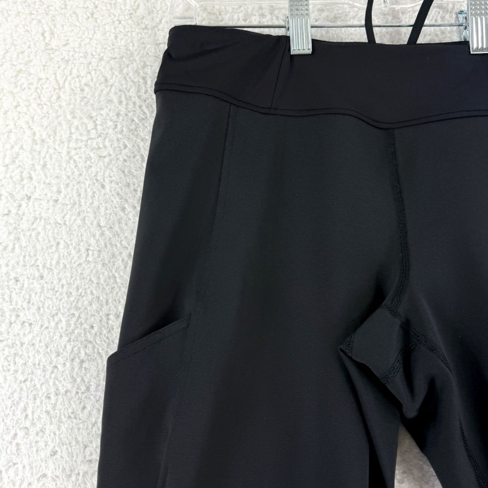 Patagonia Patagonia Womens Fina Crop Leggings Black M Yoga Gym Work Out Pull On Cropped Athletic Skinny Inseam 16" Legging Size 29" - 2 Thumbnail
