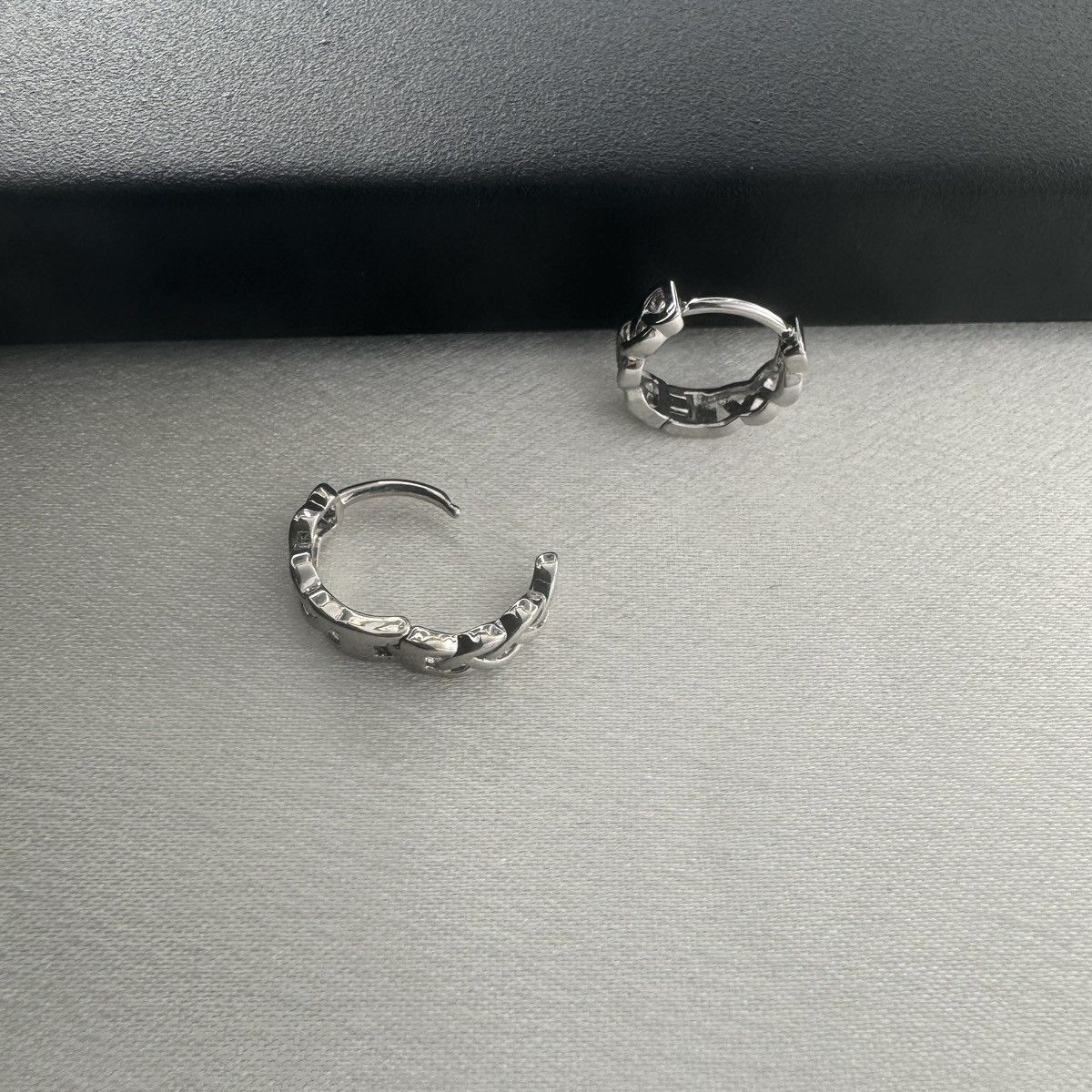 Other Small Silver Hoop Earrings for Men Women Unisex Style Size ONE SIZE - 5 Thumbnail