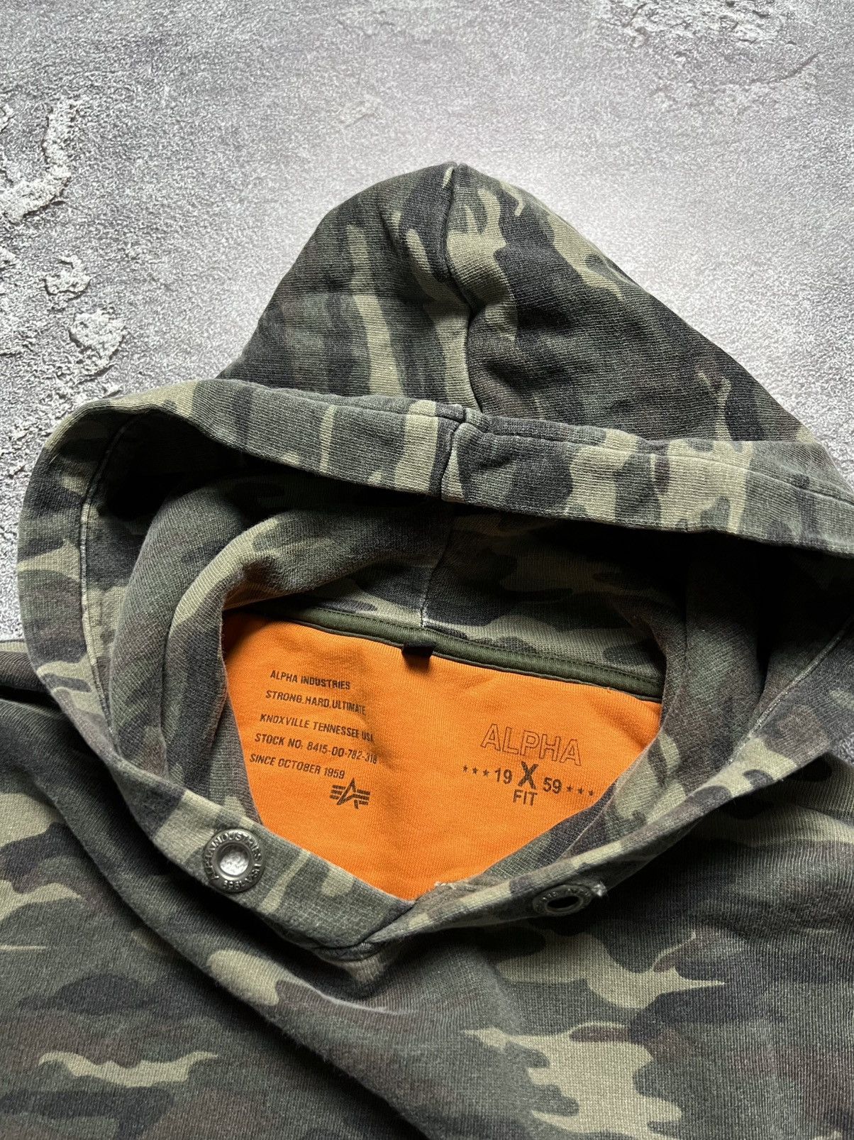 Alpha Industries Vintage Alpha Industries Camo Military Big Logo Hoodie M Size US M / EU 48-50 / 2 - 7 Thumbnail