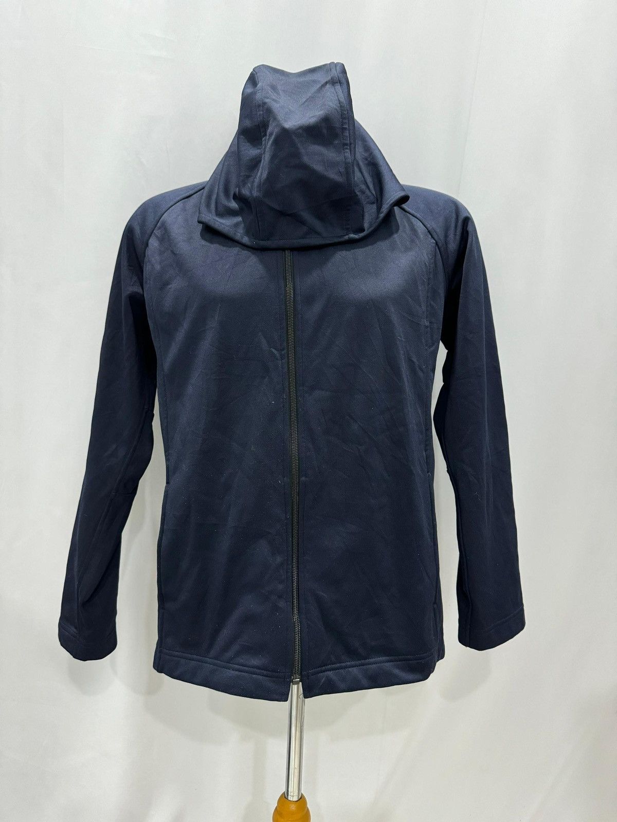 Uniqlo Uniqlo Hoodies Size US XL / EU 56 / 4 - 2 Thumbnail