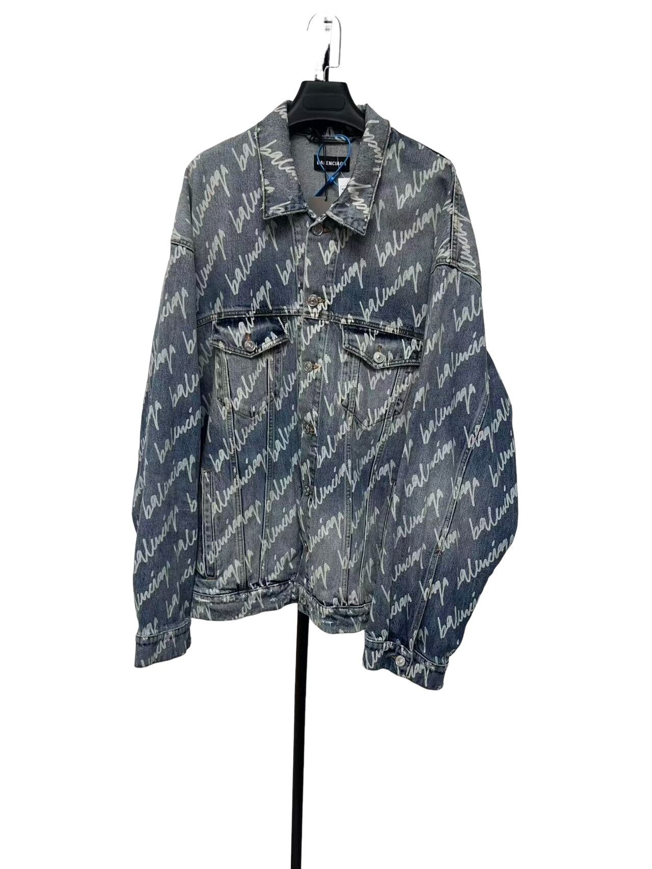 Balenciaga Balenciaga Script Logo Denim Jacket Size 2 Size M / US 6-8 / IT 42-44 - 1 Thumbnail