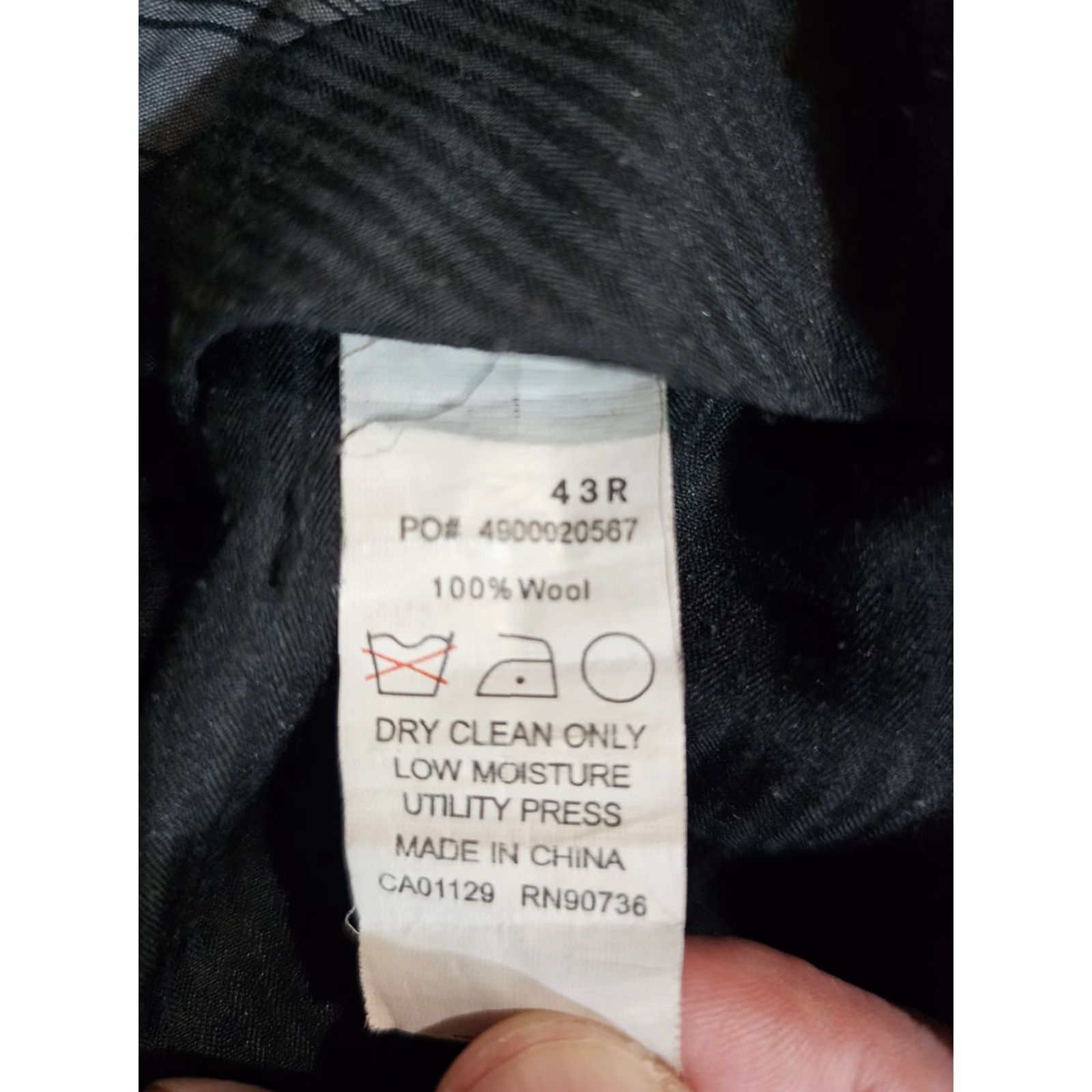 Calvin Klein VINTAGE Calvin Klein Signature Navy Blue Wool 2pc Suit Mens Sz 48 Reg Pants 43 Reg Black Navy Blue 100% Wool 2 Piece Suit Mens Sz 48 Reg Pants 43 Reg Size 48R - 6 Thumbnail