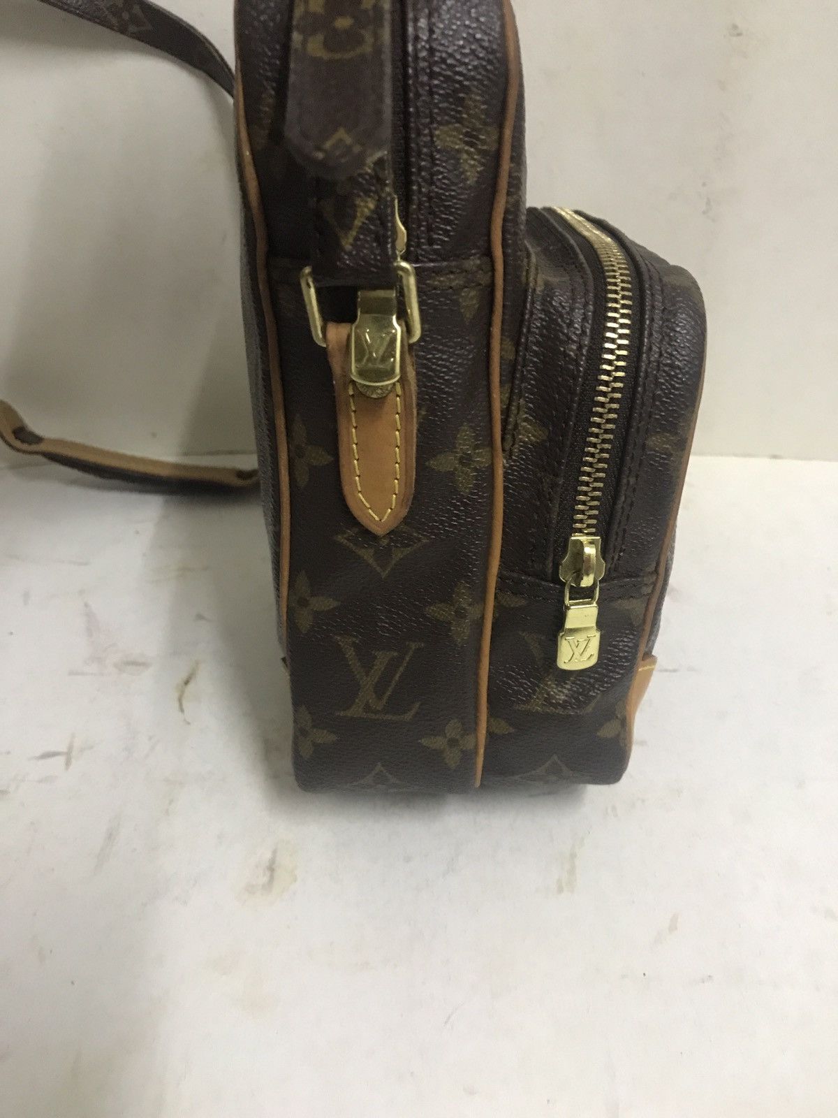 Designer × Louis Vuitton Louis Vuitton Monogram Amazon Bag Size ONE SIZE - 15 Thumbnail