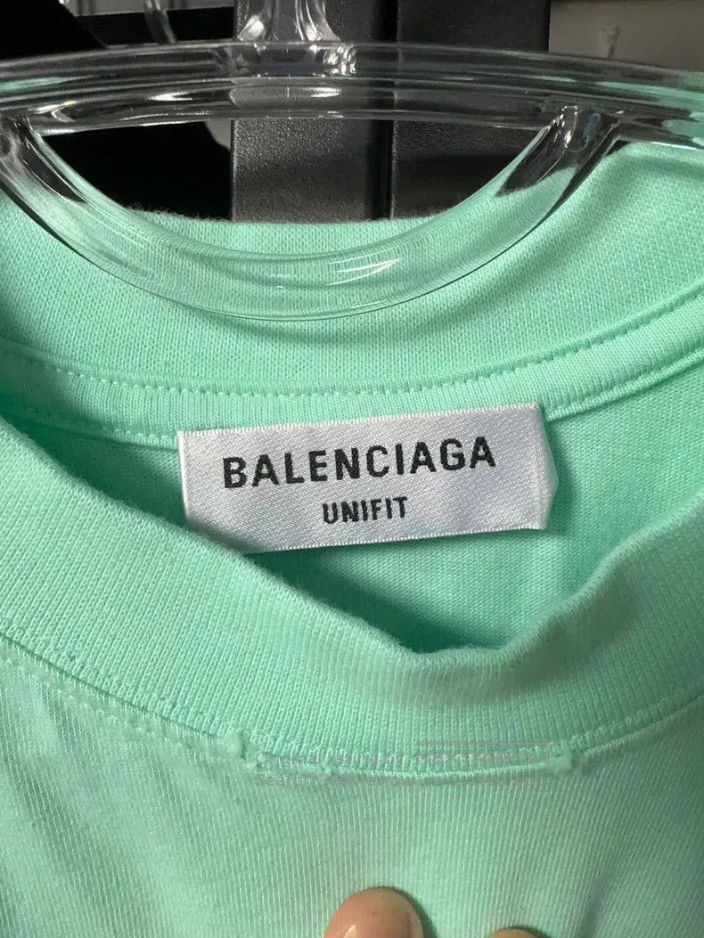 Balenciaga Balenciaga Mint Green Embroidered Short Sleeve Size US S / EU 44-46 / 1 - 3 Thumbnail
