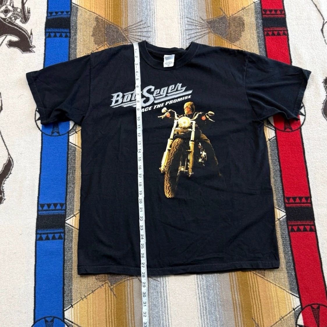 Anvil VINTAGE Bob Seger Face The Promise Concert Band T-Shirt Large Black Mens Short Sleeve Solid 2000s Rock Band Music Y2k Concert 2000-2009) Size US L / EU 52-54 / 3 - 7 Thumbnail