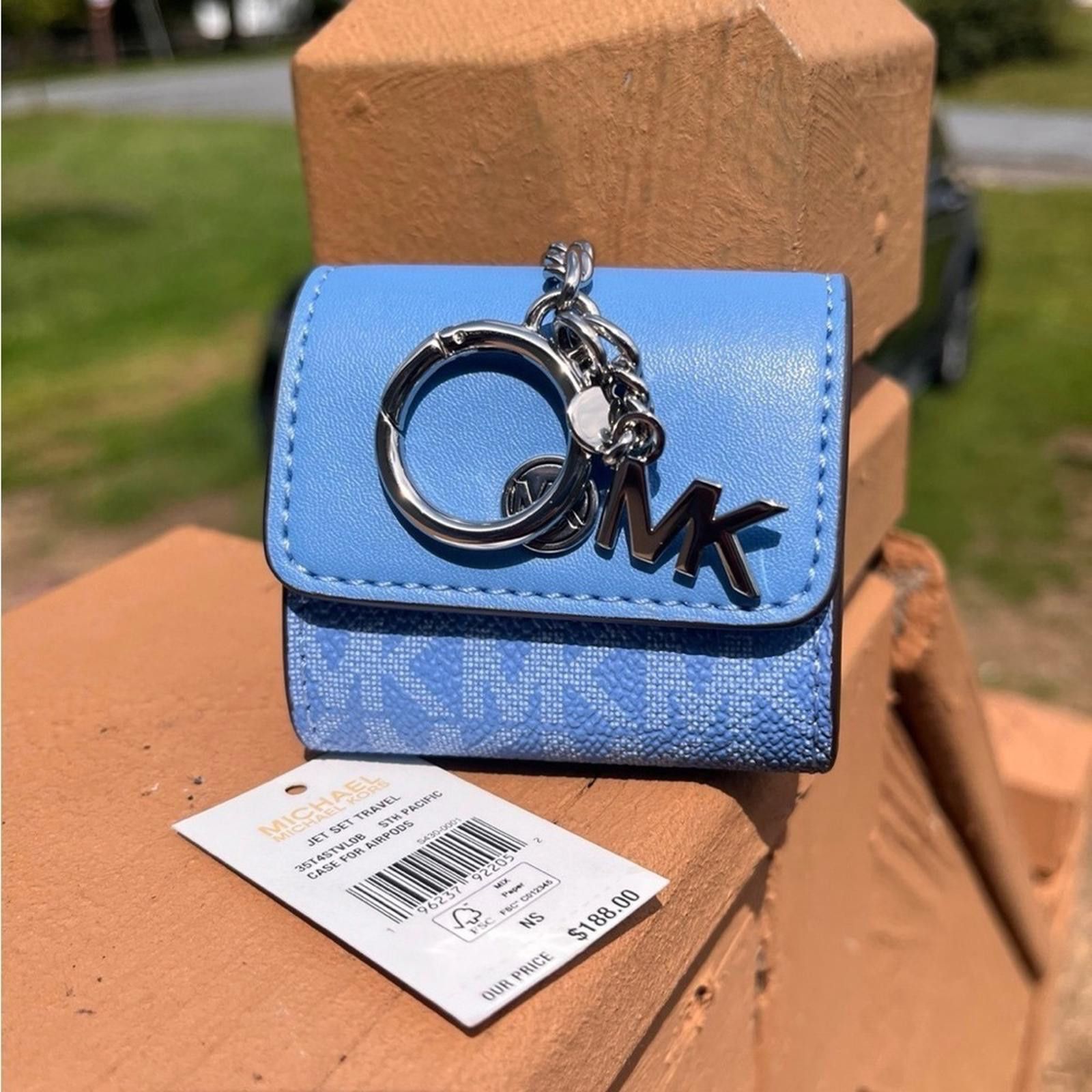 Michael Kors Michael Kors South Pacific Medium Duffle Bag Satchel NWT Size ONE SIZE - 8 Thumbnail