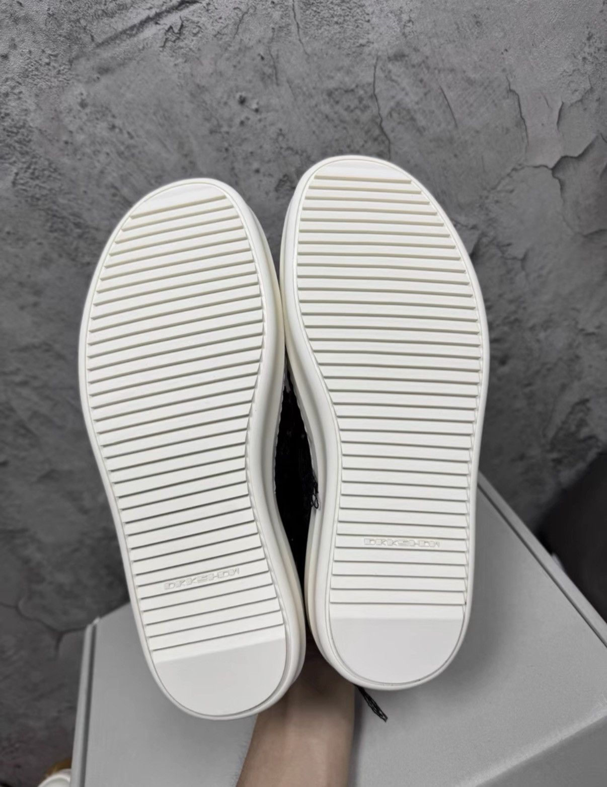 Rick Owens Rick Owens DRKSHDW Slash Cut Low Canvas Sneakers K37 Size US 8 / IT 38 - 8 Thumbnail