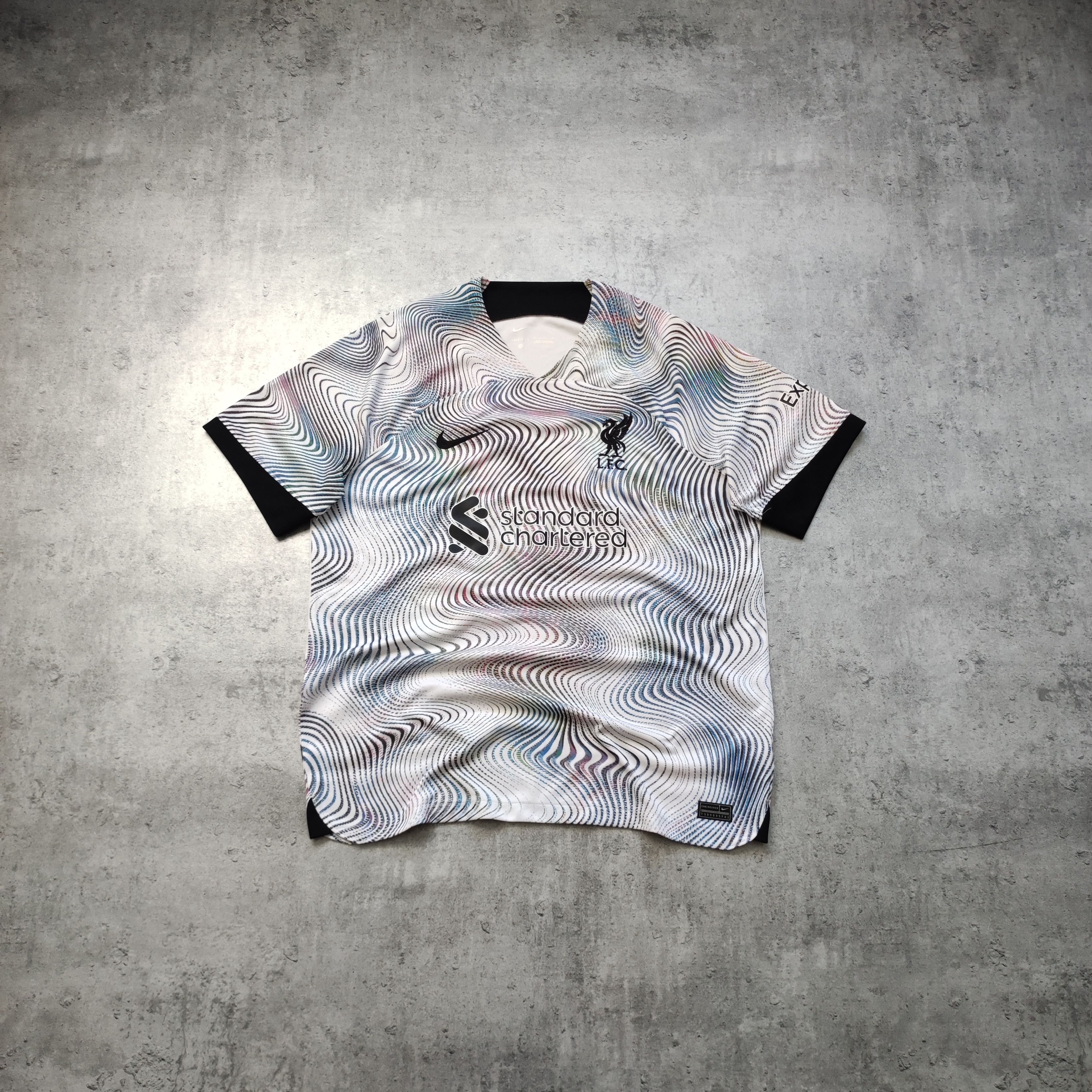 Other Liverpool FC x Nike Football HOLO Limited 2022 Away Jersey Size US XL / EU 56 / 4 - 1 Thumbnail
