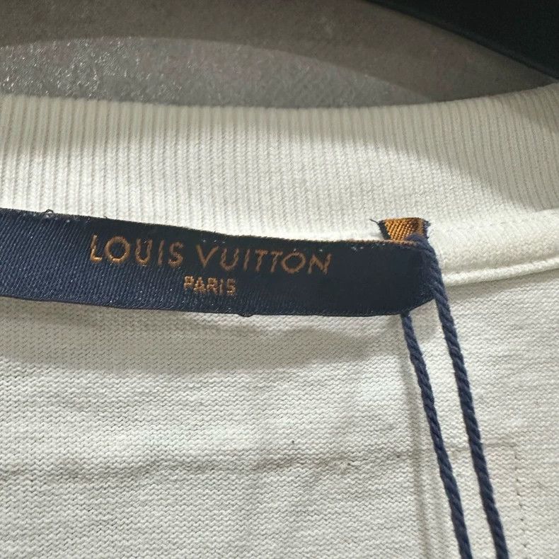 Louis Vuitton Louis Vuitton Cursive slogan short sleeve Size US XL / EU 56 / 4 - 5 Thumbnail