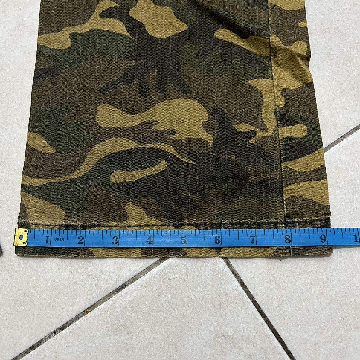 Takeo Kikuchi Takeo Kikuchi Camo Cargo Pants Size 29" - 18 Thumbnail