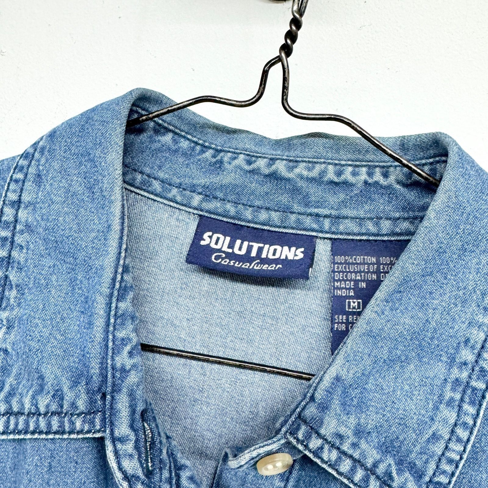Vintage Vintage 90s Solutions Denim Floral Embroidered Top, Size M Size M / US 6-8 / IT 42-44 - 2 Thumbnail