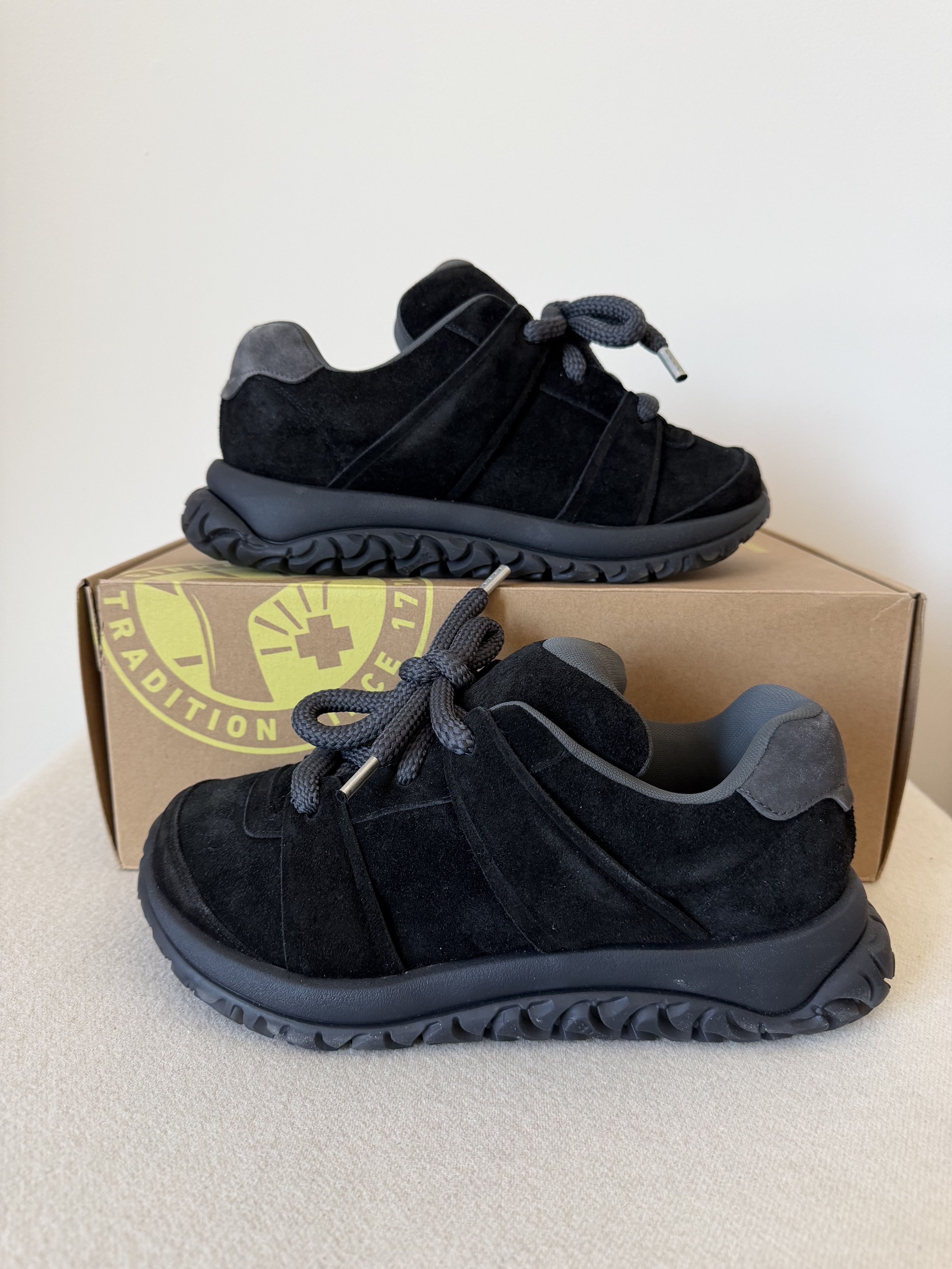 Birkenstock Birkenstock 1774 Goerlitz Sneakers in Black Suede Size US 9 / EU 42 - 2 Thumbnail