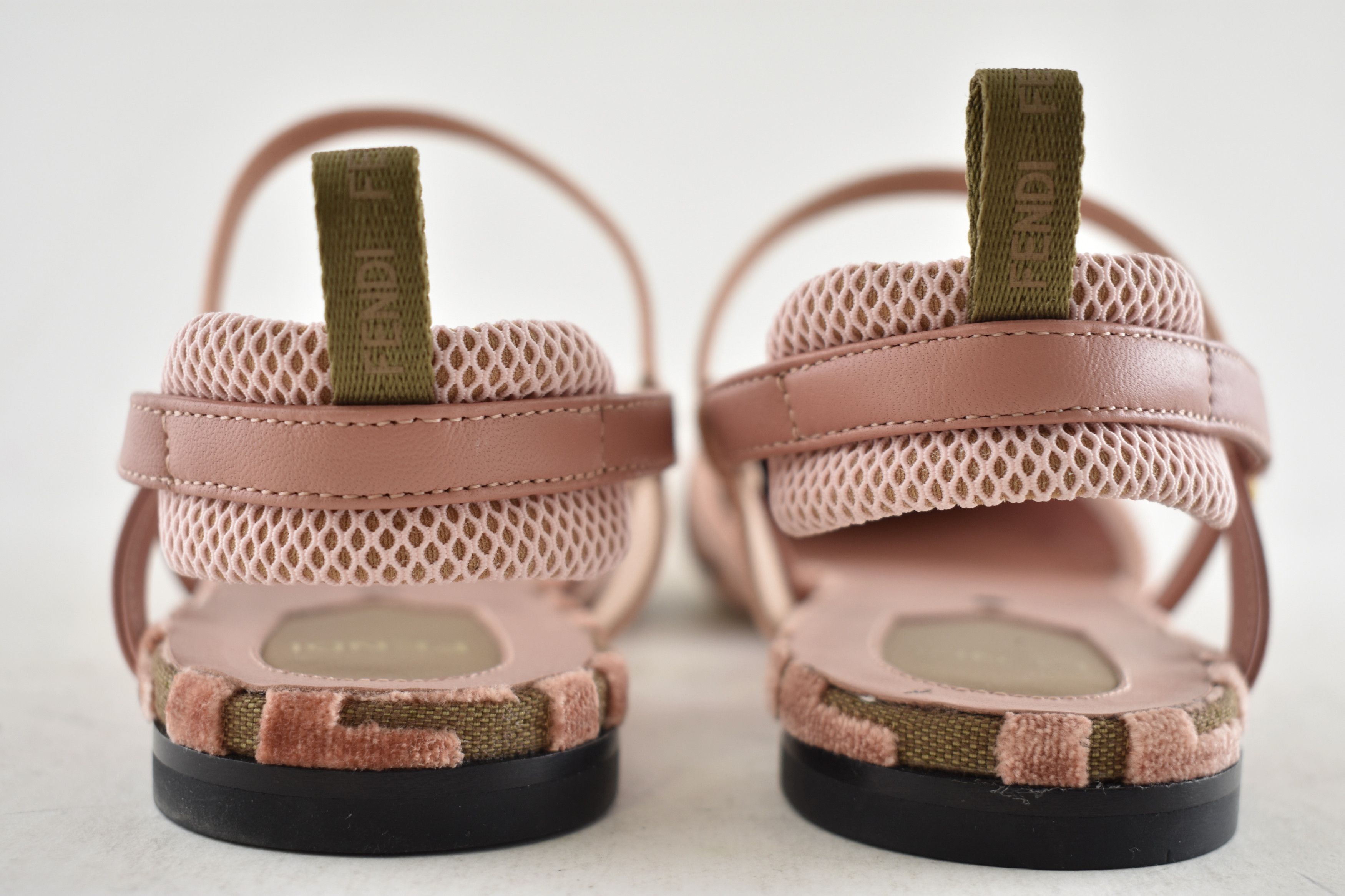 Fendi Fendi Colibri Lite Beige Velvet FF Logo Slingback Flat 37.5 Size US 7.5 / IT 37.5 - 16 Thumbnail