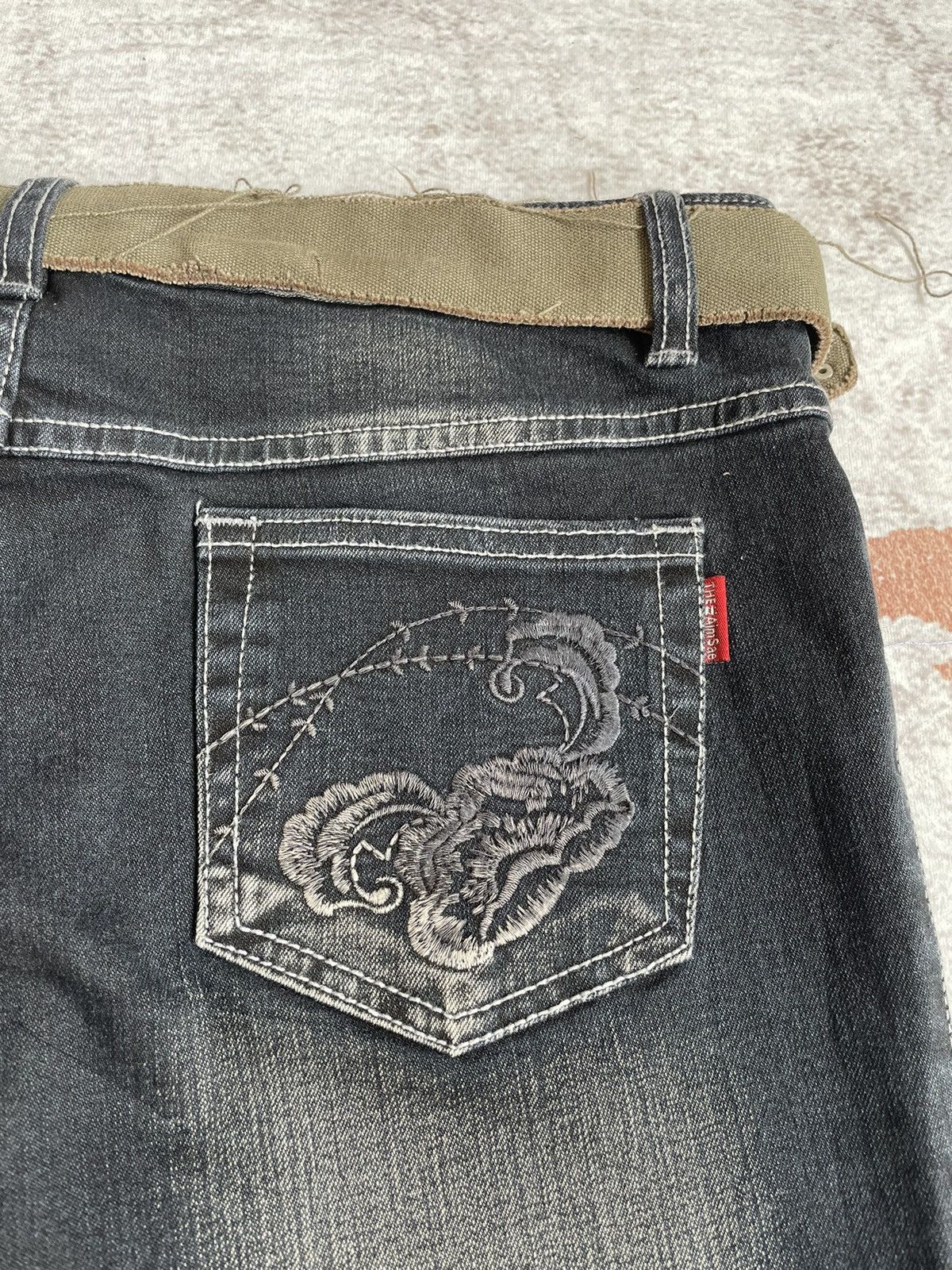 Japanese Brand Vintage Y2K Tribal Flare Denim Pants Size US 33 - 9 Thumbnail