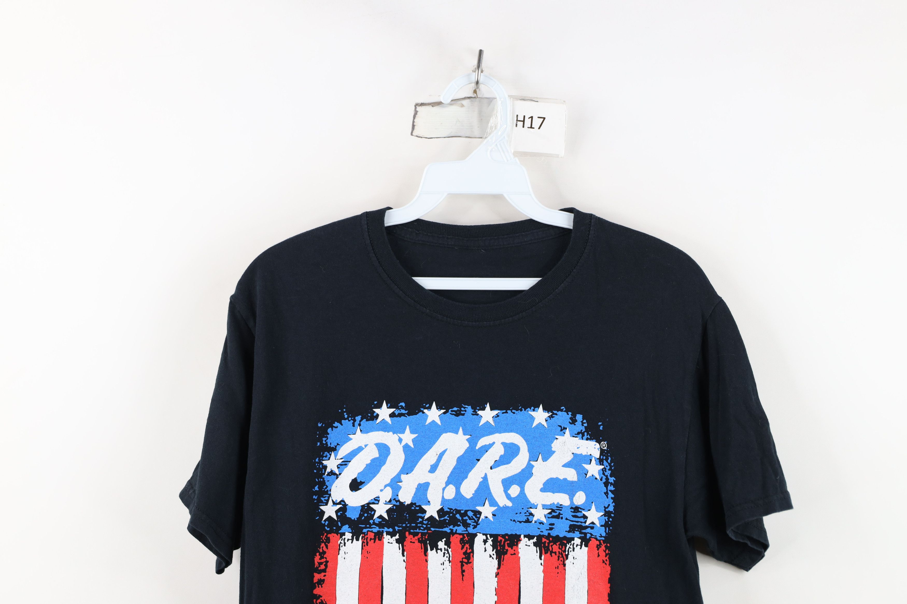 Vintage Vintage Y2K Streetwear DARE Drug Resistance T-Shirt Size S / US 4 / IT 40 - 2 Thumbnail