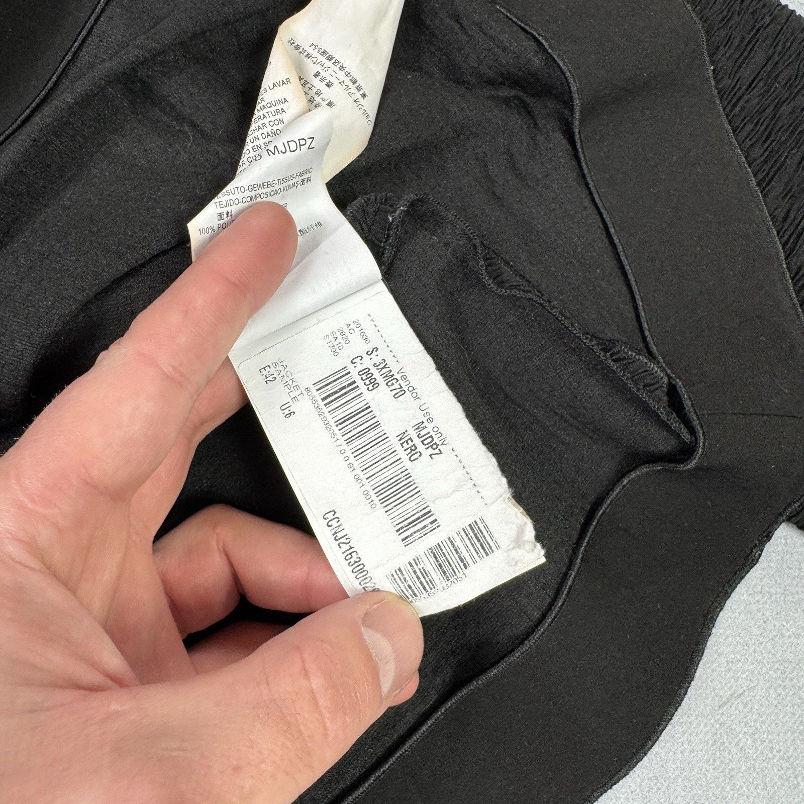 Armani Collezioni Armani Collezioni Pleated Jacket Blazer Black Size 42 Size M / US 6-8 / IT 42-44 - 20 Thumbnail