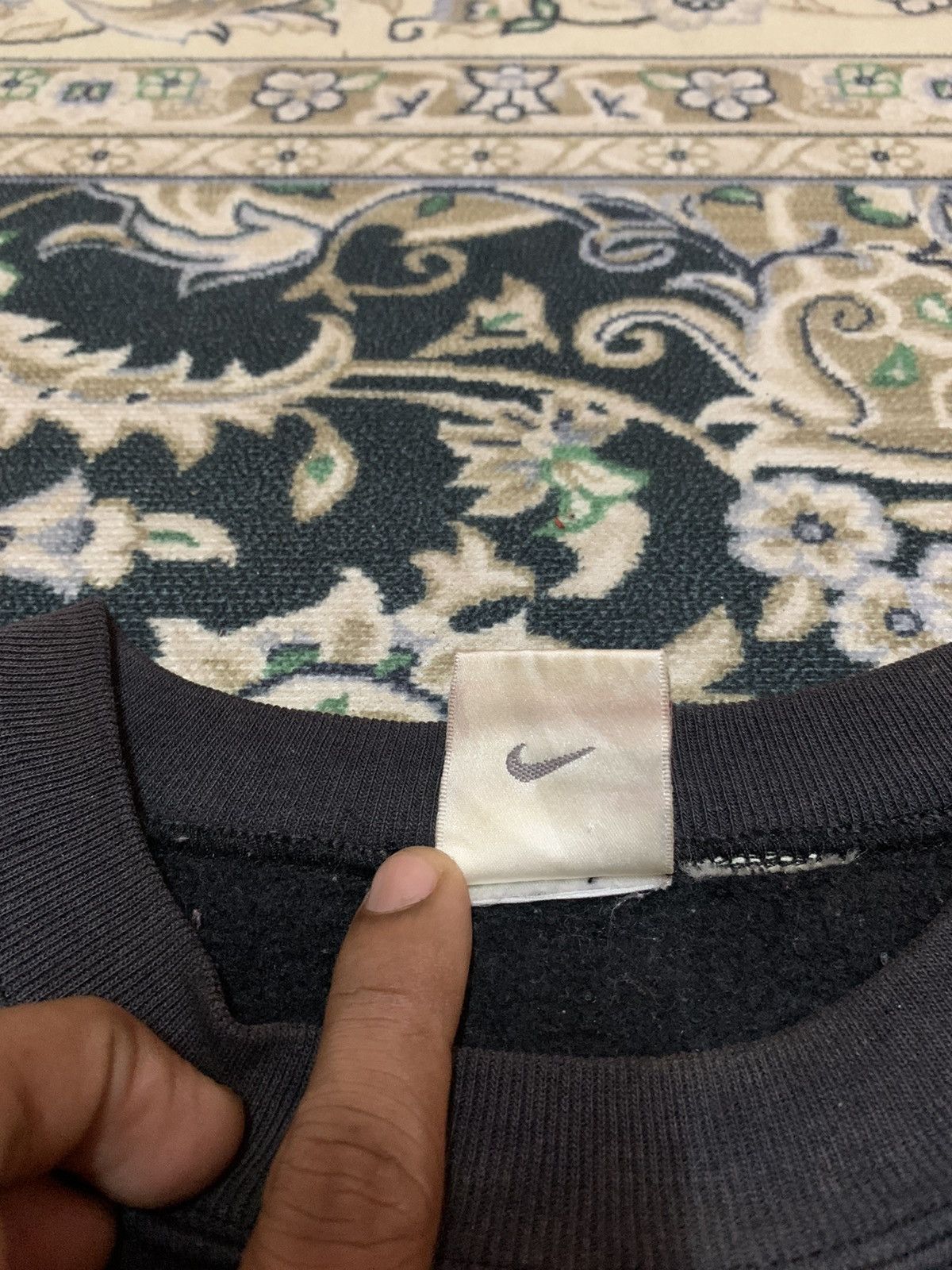 Nike × Vintage 90s NIKE BIG SWOOSH GREY TAG SWEATSHIRT Size US L / EU 52-54 / 3 - 7 Thumbnail
