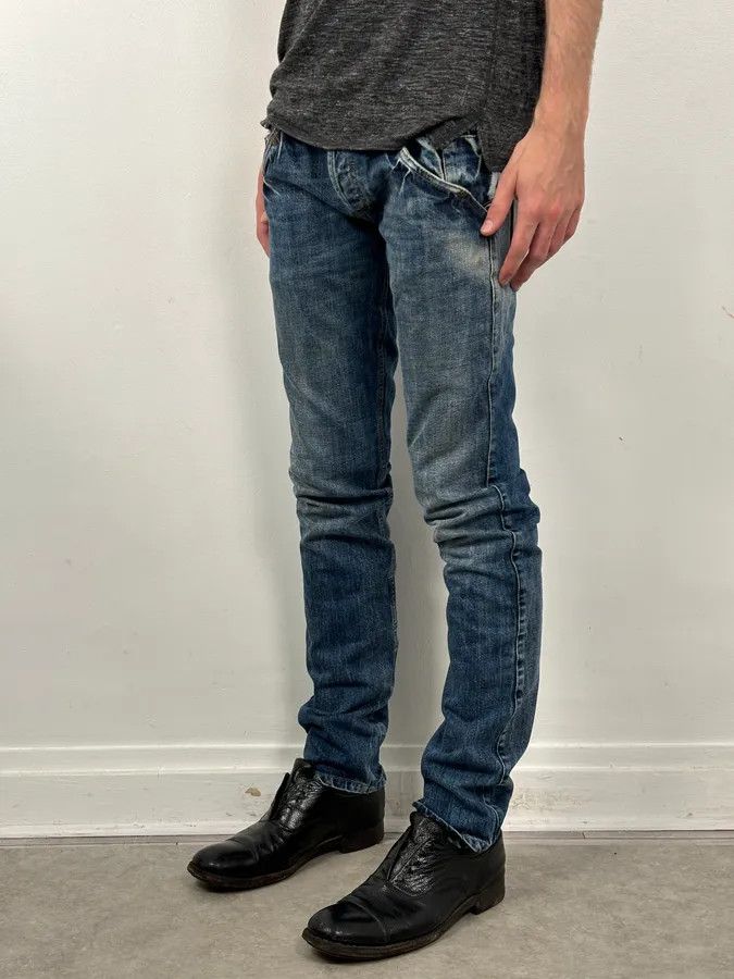 Dolce & Gabbana 2000s Dolce & Gabbana Blue Denim Washed Slim Jeans Size US 31 - 3 Thumbnail