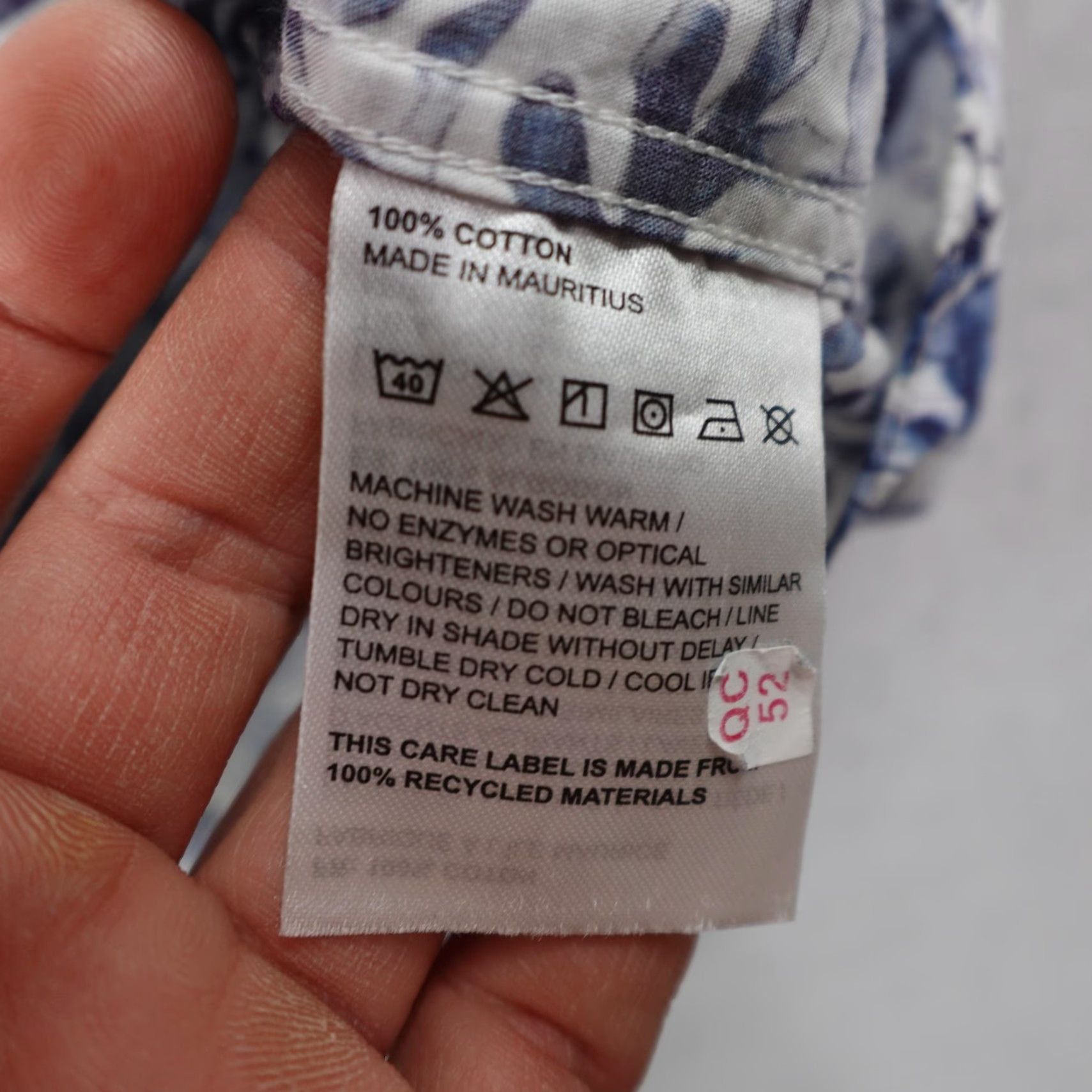 Rodd & Gunn Rodd & Gunn Shirt Mens Large Blue Floral Hawaiian Button-Up Short Sleeve Cotton Size US L / EU 52-54 / 3 - 5 Thumbnail